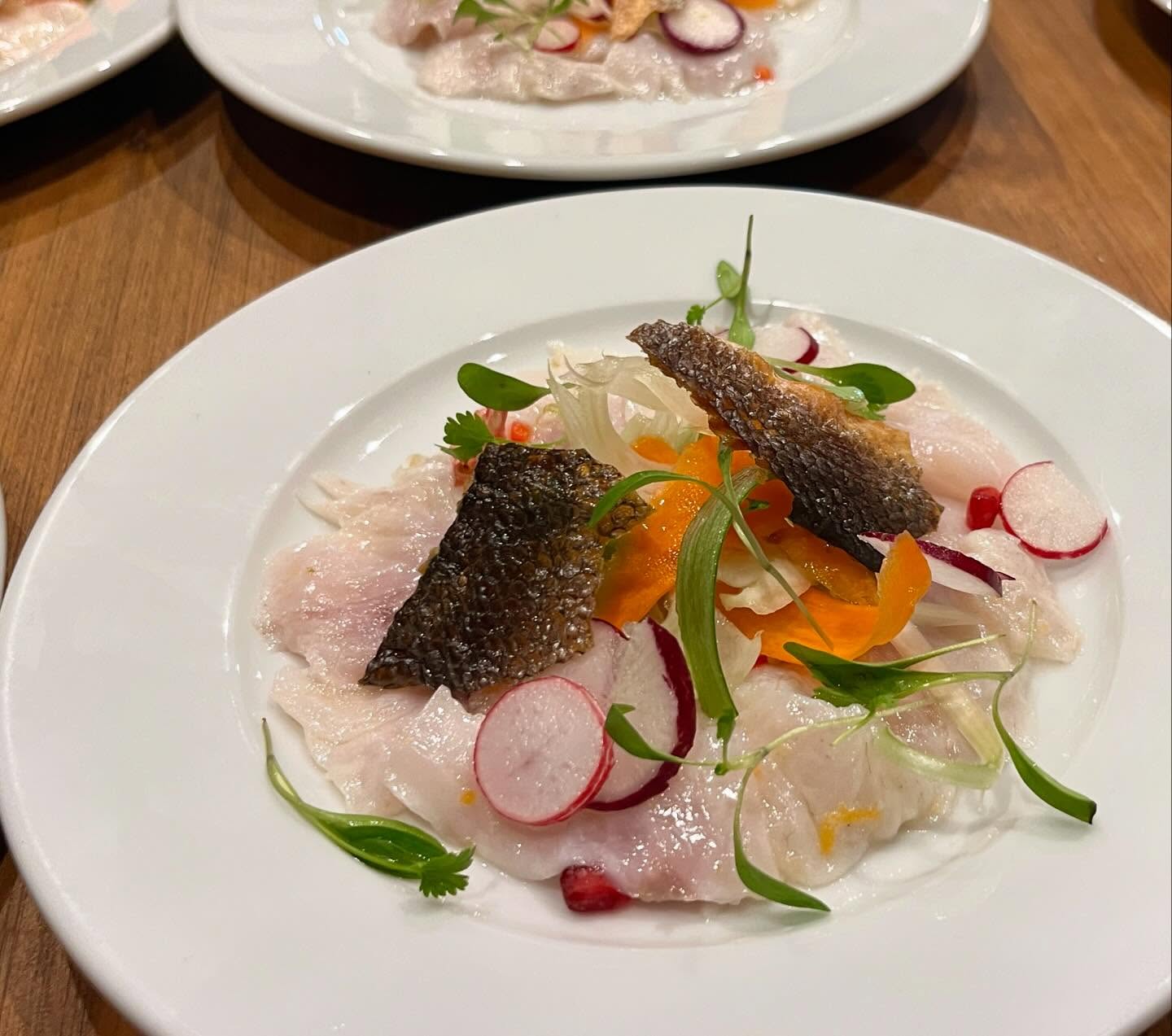 Seabass Ceviche with grapefruit, lime, chilli, pomegranate and shaved fennel. A light, elegant starter and a popular choice at last week's wine makers feast
#ceviche #supperclub #surreyevents #eventcatering #surrey #guildford