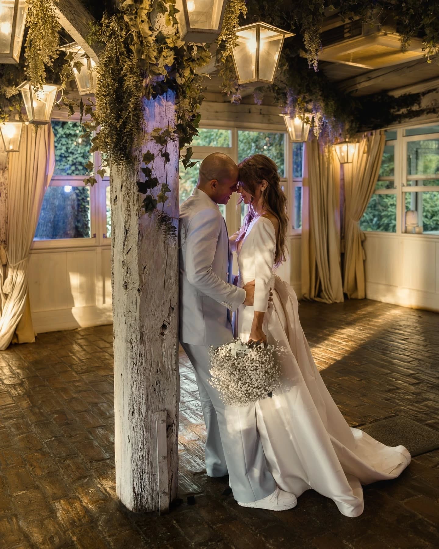 Giulia and Thomas
Every shot tells their love story, creating postcard vibes that last a lifetime🤎.
Bride @staineltuo
Groom @tommy_twelve
Wp @fulviasanti
Bride dress @lesposedigio
Location @labottegadifranco
Band @joe_dibrutto