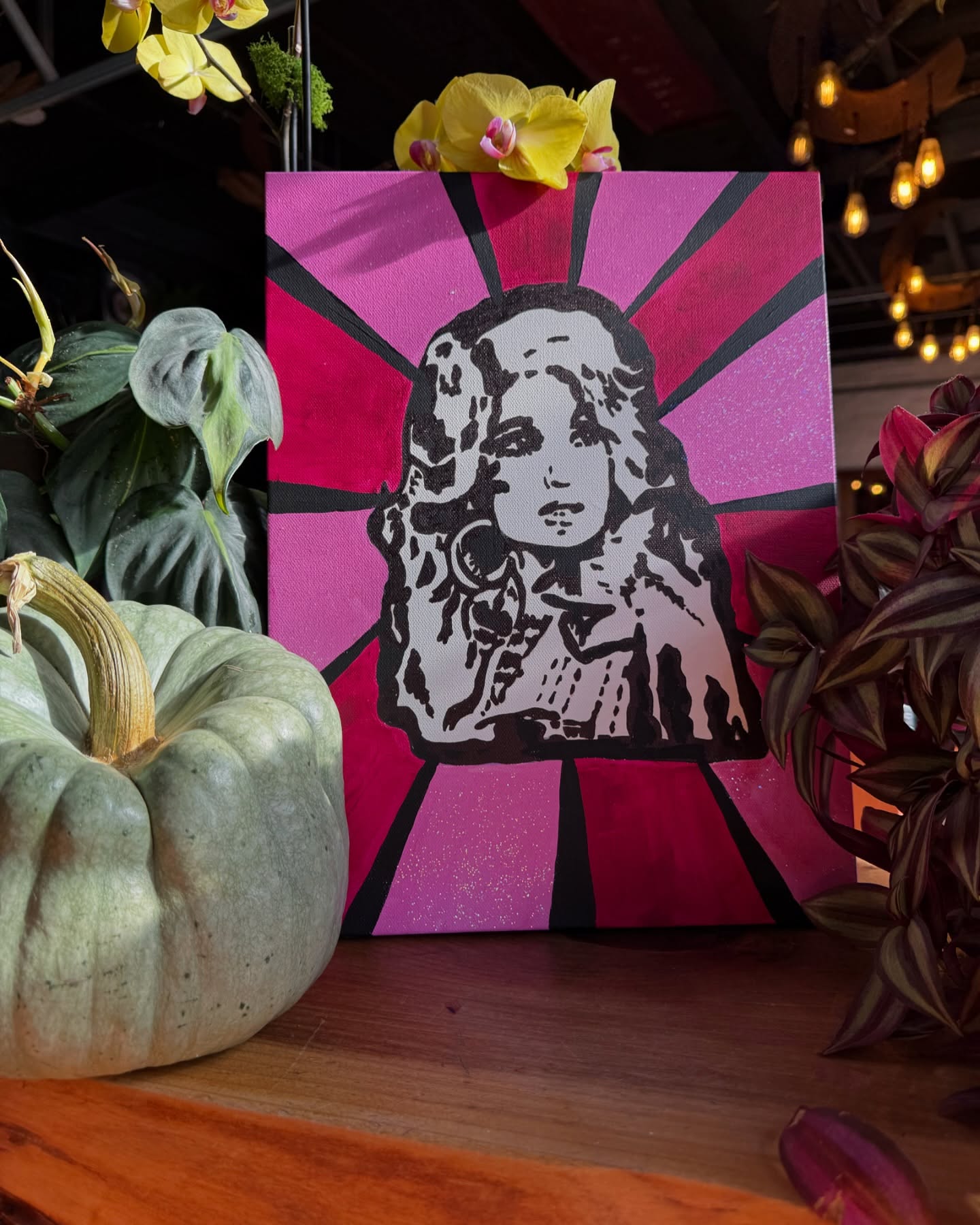 Have you registered for the Dolly Parton paint party on Saturday? Fear not, there is still space! Head on over to our friends @official.paint.with.friends and sign up! The party starts at 2PM on our new HEATED front porch. We will see you at The Crow❤️🐦⬛