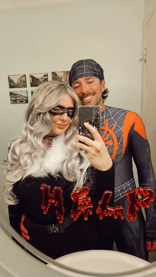 We hosted our first Halloween Paint & Sip party, & it was a big success! Shoutout to my sister for capturing most of this for me 🖤 & to our lovely guests! Until next year 🦇🎃🐈⬛️
~
#paintandsip #halloweenparty #halloween2024 #blackcatspiderman #marvelcostume