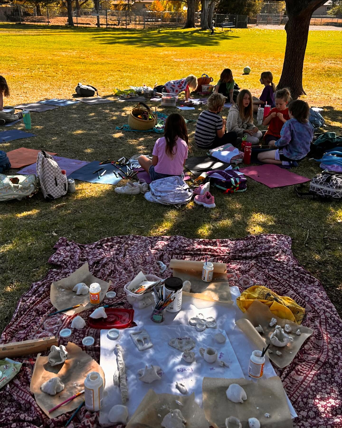 With our first SNOW happening last night, it seems appropriate to share some of our fall crafts in after school camp so far. We’ve been enjoying our outdoor time as much as possible and hope the brisk days ahead can bring us just as much JOY!
#KidsYoga #YogaCrafts #YogaPlay #FallCrafts #FoCoYogaShack #YogaAndCraftAfterSchoolCamp