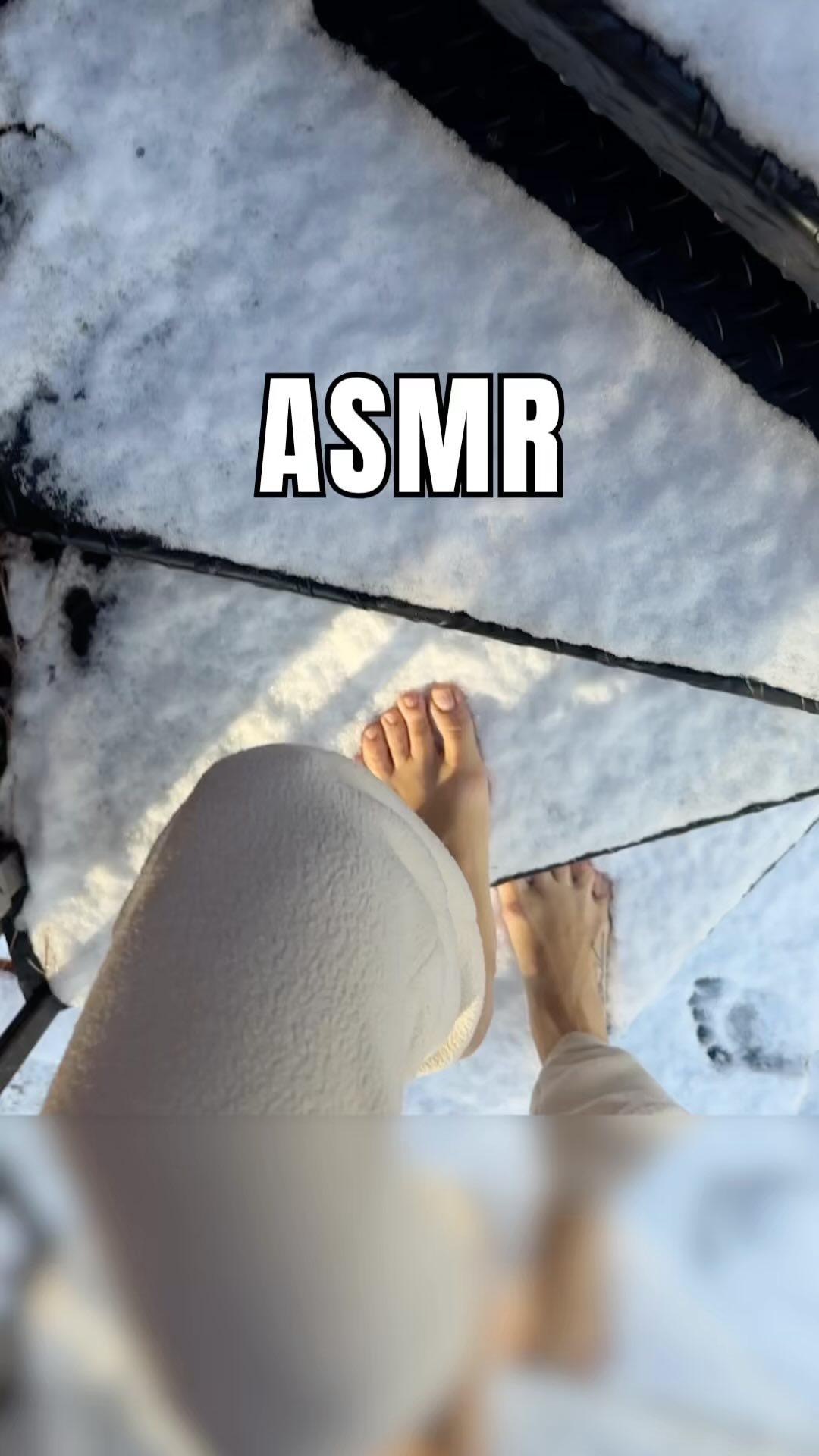 Lake Tahoe WSOP players woke up like this 👆🏽 (Sound on for ASMR)
Jump to 0:11 for feet 😏
♠️ @poker_org_