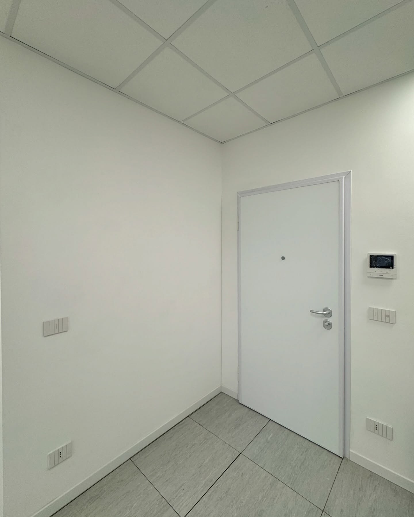 Vuoi realizzare l’ufficio dei tuoi sogni?
Contattaci!🏗️👷♀️
⬇️⬇️⬇️⬇️⬇️⬇️⬇️
🌐www.italfemgroup.it
✉️info@italfemgroup.it
#costruireperrealizzareituoisogni
#edilizia #riqualificazione #realizzazioneuffici #centrodirezionale #ediliziaprivata