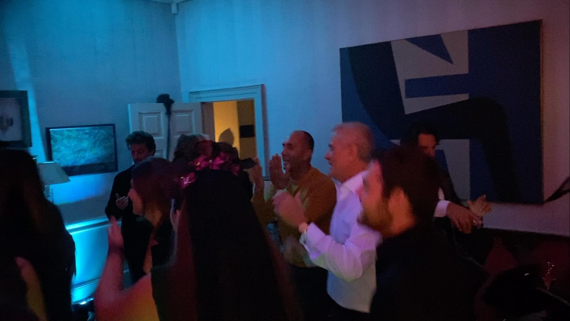 Amazing to have been the DJ for a well known figure from Athens at his lovely home in Chelsea over the weekend. They certainly knew how to party! 🥳