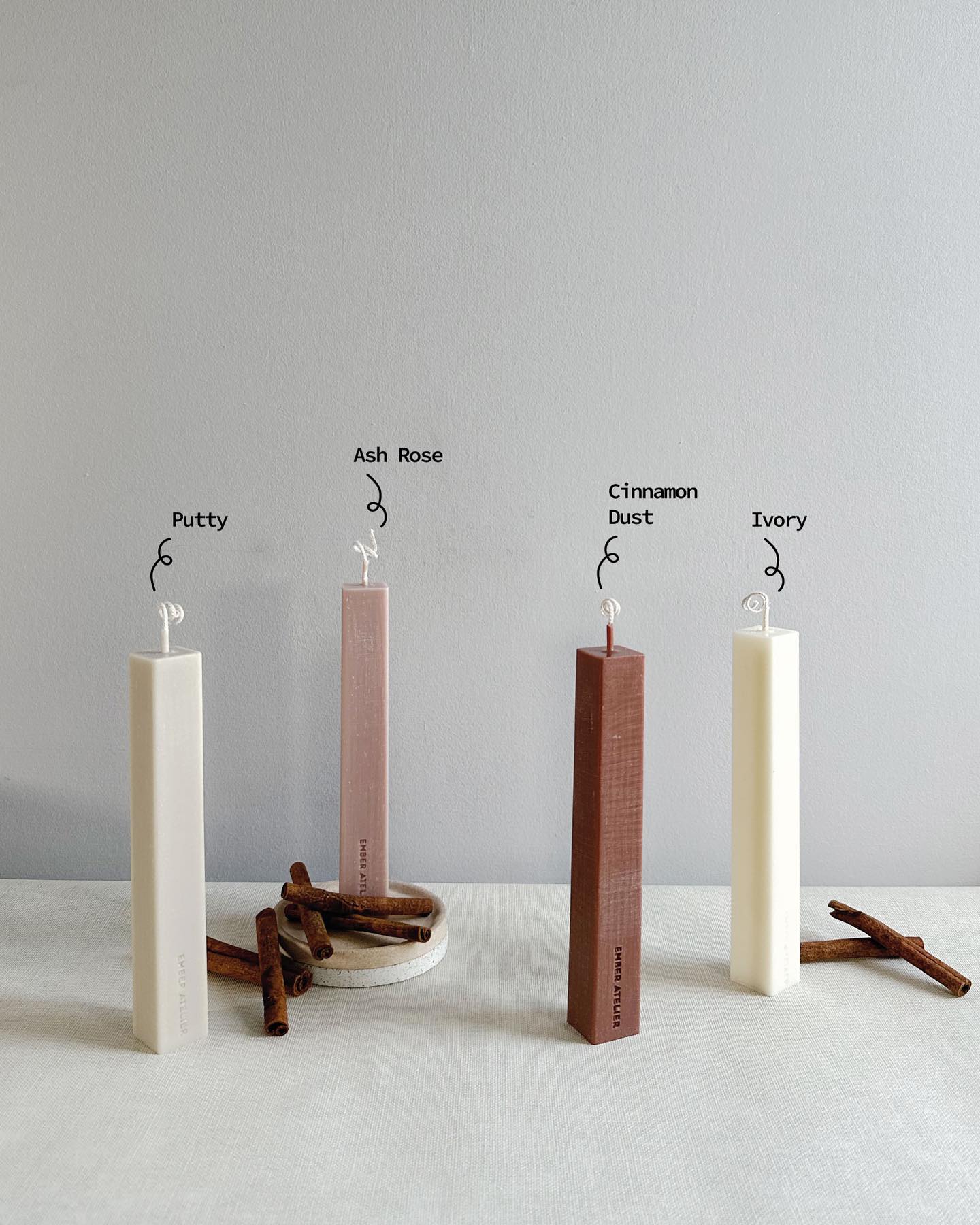 Cinnamon Pillar Textured candle 🪔
No.06 Cinnamon harvest
100% Soy Wax Candle
82g | 2.89 oz
Diameter 2.5cm | 0.98 inch
Height 16.5cm | 6.5 inch
Illuminate the warmth of harvest, create your space!
🛒 emberatelierco.etsy.com
🛍️ ember-atelier.co.uk
#emberatelier #pillercandles #candlelover #handmadecandles #candlegifts #soycandles #candledecoration #ecofriendlycandles #candlemaking #candleshop #candlelight #candle