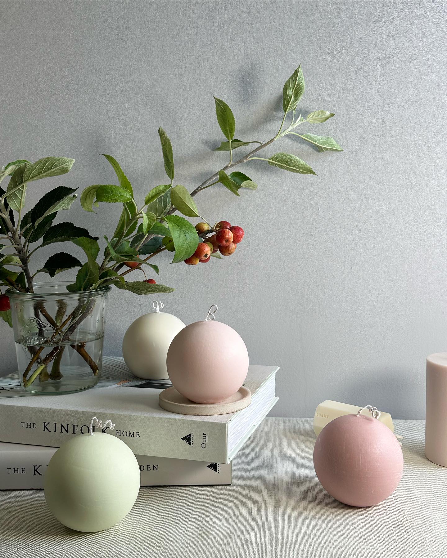 Apple Pillar candle 🍎🍏
No.05 Apple harvest
100% Soy Wax Candle
260g | 9.17 oz
Diameter 8cm | 3.15 inch
Illuminate the warmth of harvest, create your space!
🛒 emberatelierco.etsy.com
🛍️ ember-atelier.co.uk
#emberatelier #pillercandles #candlelover #handmadecandles #candlegifts #soycandles #candledecoration #ecofriendlycandles #candlemaking #candleshop #candlelight #candle