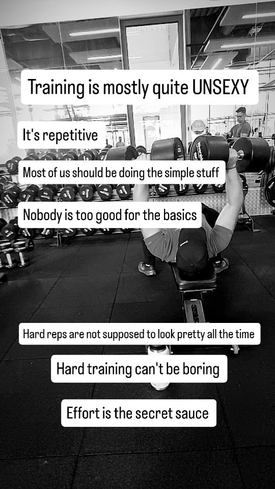 Don't let the fancy edits & discount codes fool you!
Doesn't matter if you are training to run a marathon, training for sports or training to lose weight & look good. You will probably cycle through the same 15-20 exercises.
No matter how shiny the end goal may look, the journey is rarely smooth or picture-perfect. Anyone who says otherwise is probably selling you somethingâespecially if itâs the 'only' or 'best' way to achieve results.
Letâs be real, nobody escapes pulling faces during lateral raises or gut-busting interval runs! ðĪŪ
#strengthtraining #runmotivation #personaltrainer #fitness