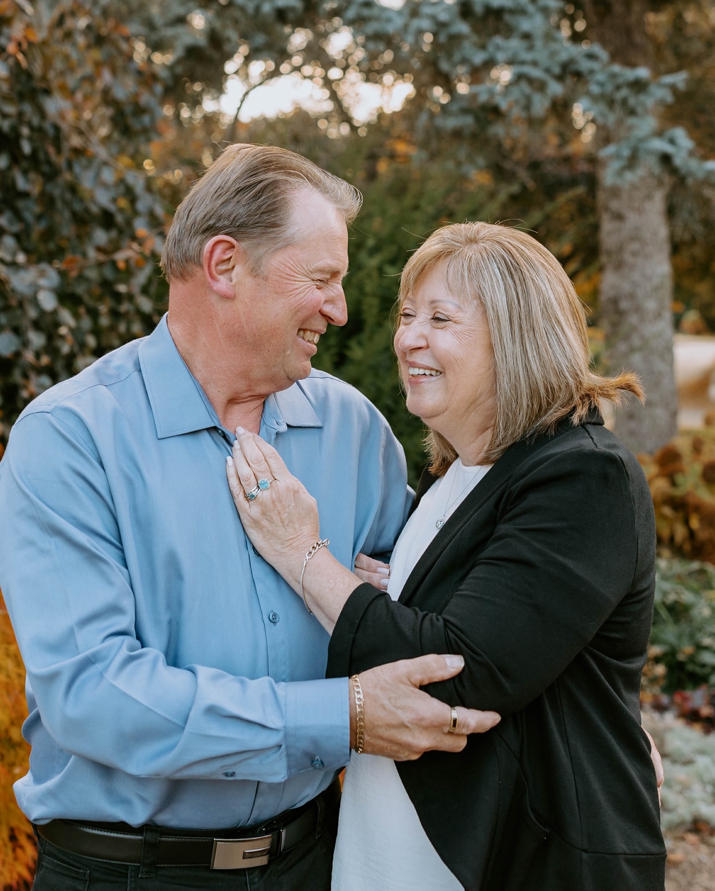 Extended sessions are a favourite of mine. Everyone is together, laughs are had, smiles are big and these moments will be cherished forever.