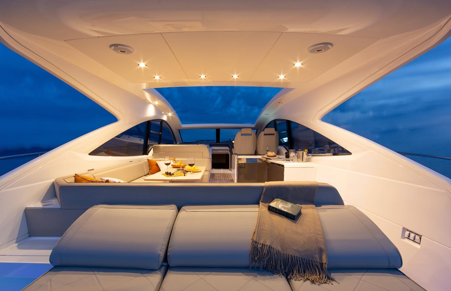 Ooops! Old habits die hard. I’ve made this lovely little Fairline Targa 48 look like a Superyacht!!!! 🤭