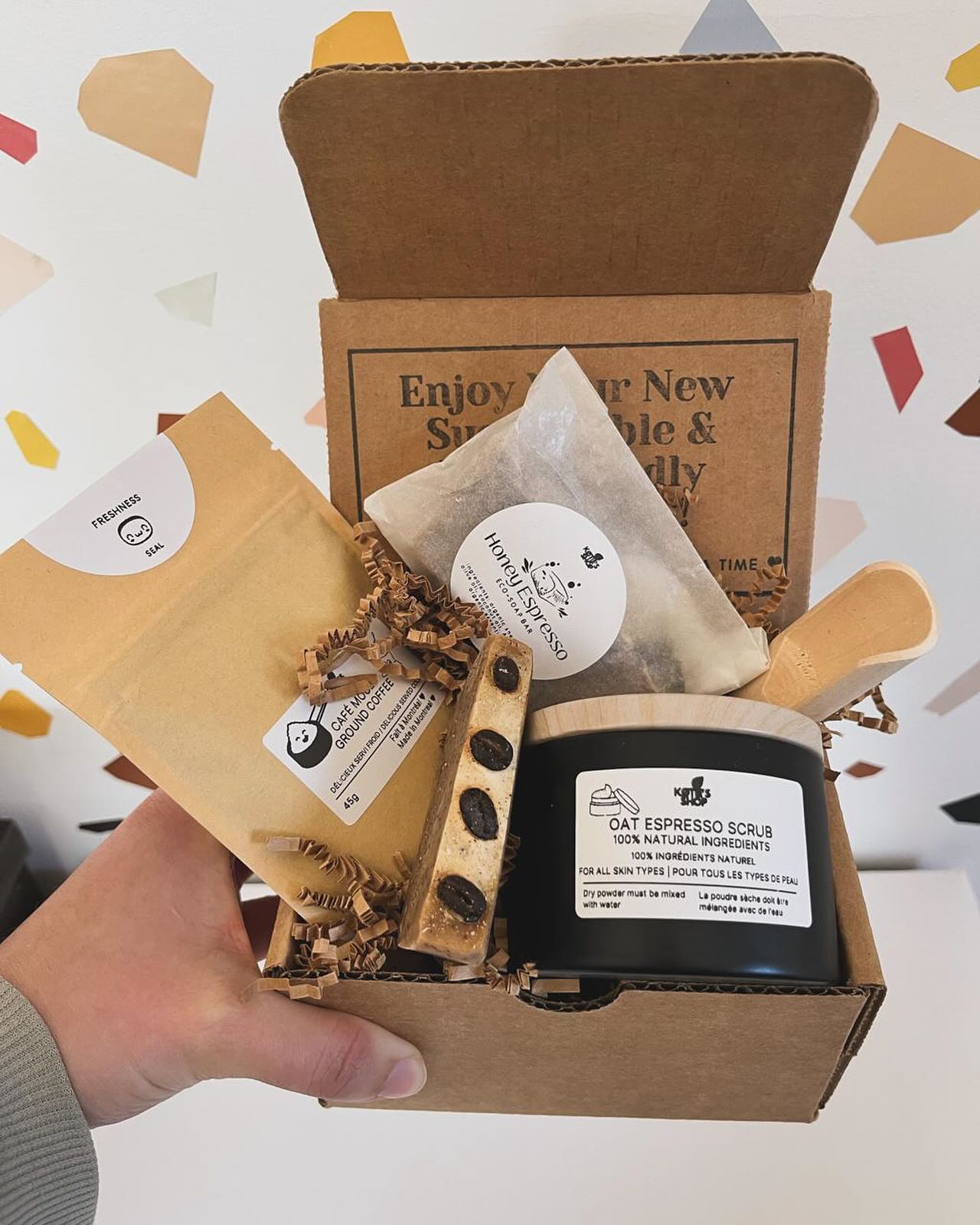 🎉✨ Win an $80 Coffee Lovers Gift Box from Kotie’s Shop! ✨🎉
Enjoy the perfect blend of self-care and coffee indulgence with our exclusive COFE Gift Box! This curated collection includes:
☕ Branded craft gift box
🍯 Honey Espresso eco-soap
🥄 Wooden spoon
🌱 Kotie Shop’s organic coffee beans
🌾 Natural Oat Espresso face & body mask + scrub
To enter:
1️⃣ Comment below and tag a friend who’d love this coffee treat! ☕
2️⃣ Follow @koties_shop and @katierasp
3️⃣ Like this post ❤️
4️⃣ Save this post 📌
✨ Bonus: Share this post to your story for an extra entry!
Good luck! This cozy bundle is perfect for coffee lovers and self-care enthusiasts alike. 🌿🤎CONTEST ENDS NOVEMBER 16TH! #KotiesShop #CoffeeGiftBox #Giveaway #CoffeeAndSelfCare