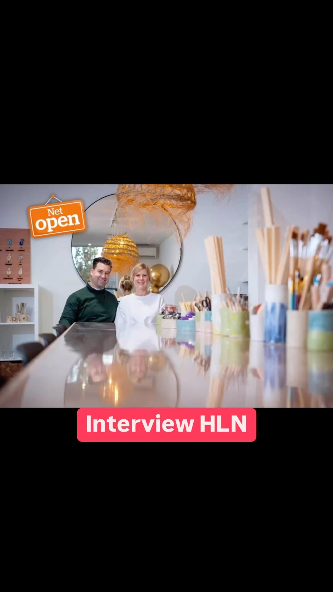 Wij mochten dinsdag Het Laatste Nieuws ontvangen in ons atelier voor een heel fijn interview.
Link in bio.
#bornem #keramiekatelier #keramiekworkshop #hln