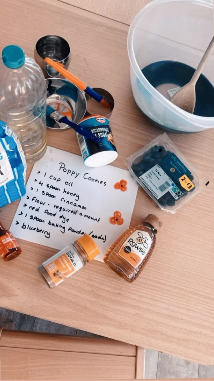 Below are the ingredients on how to make Poppy Cookies:
1 cup of oil, 4 spoons of honey, 1 spoonful of cinnamon, flour (required amount), red food dye, 1 spoonful of baking powder (soda can be used as an alternative) and blueberries.
#Poppies #remembrance day #baking #preschool #woodlandwanderers