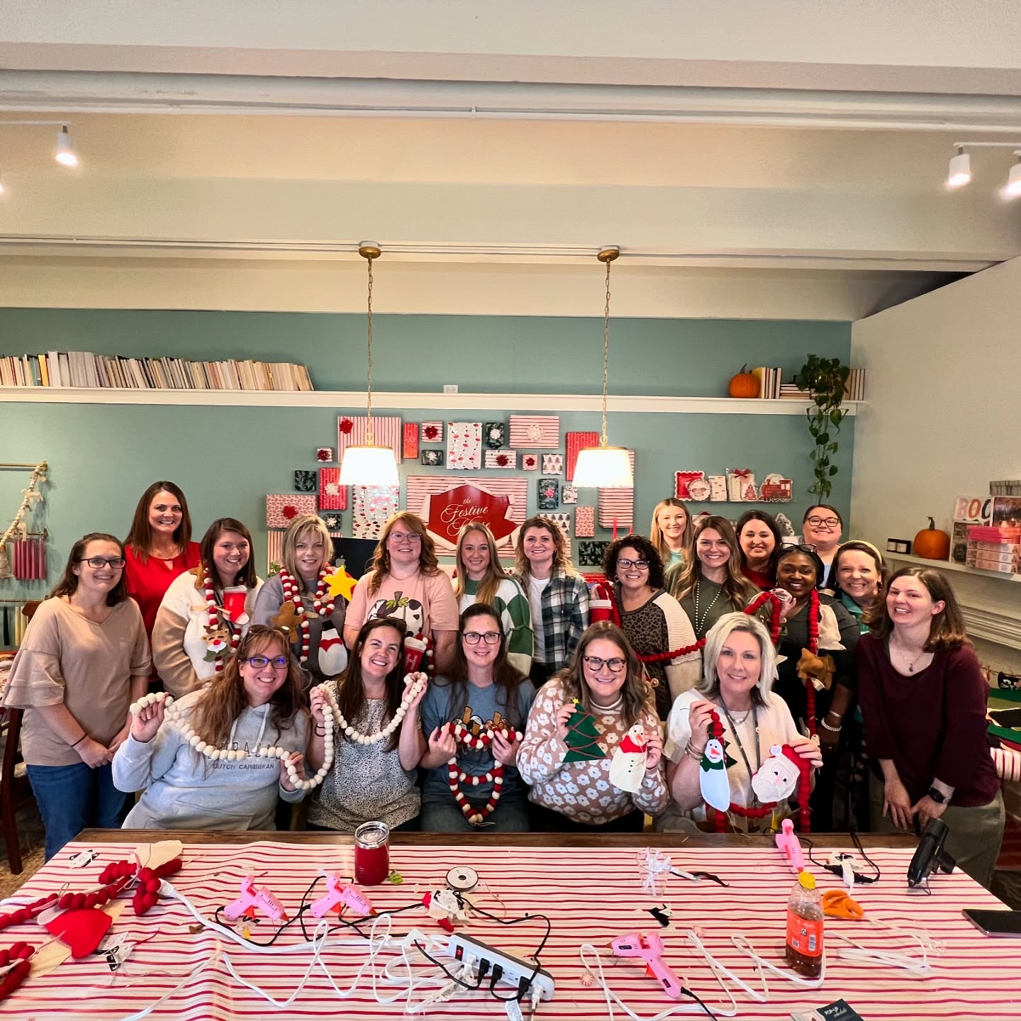 Had WAY too much fun crafting with these lovely ladies for the beginning of the holiday season!! Looking to do something WAY less boring for your holiday party this season? You know who to call!