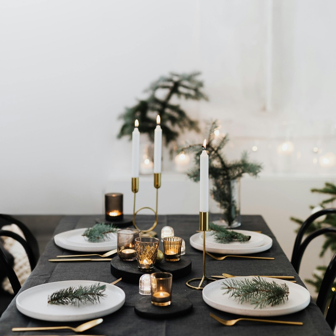 The Palm Room is your blank canvas! With its minimalist design and neutral colour palette, you can style it to suit any theme, making it the ideal space for your next event.