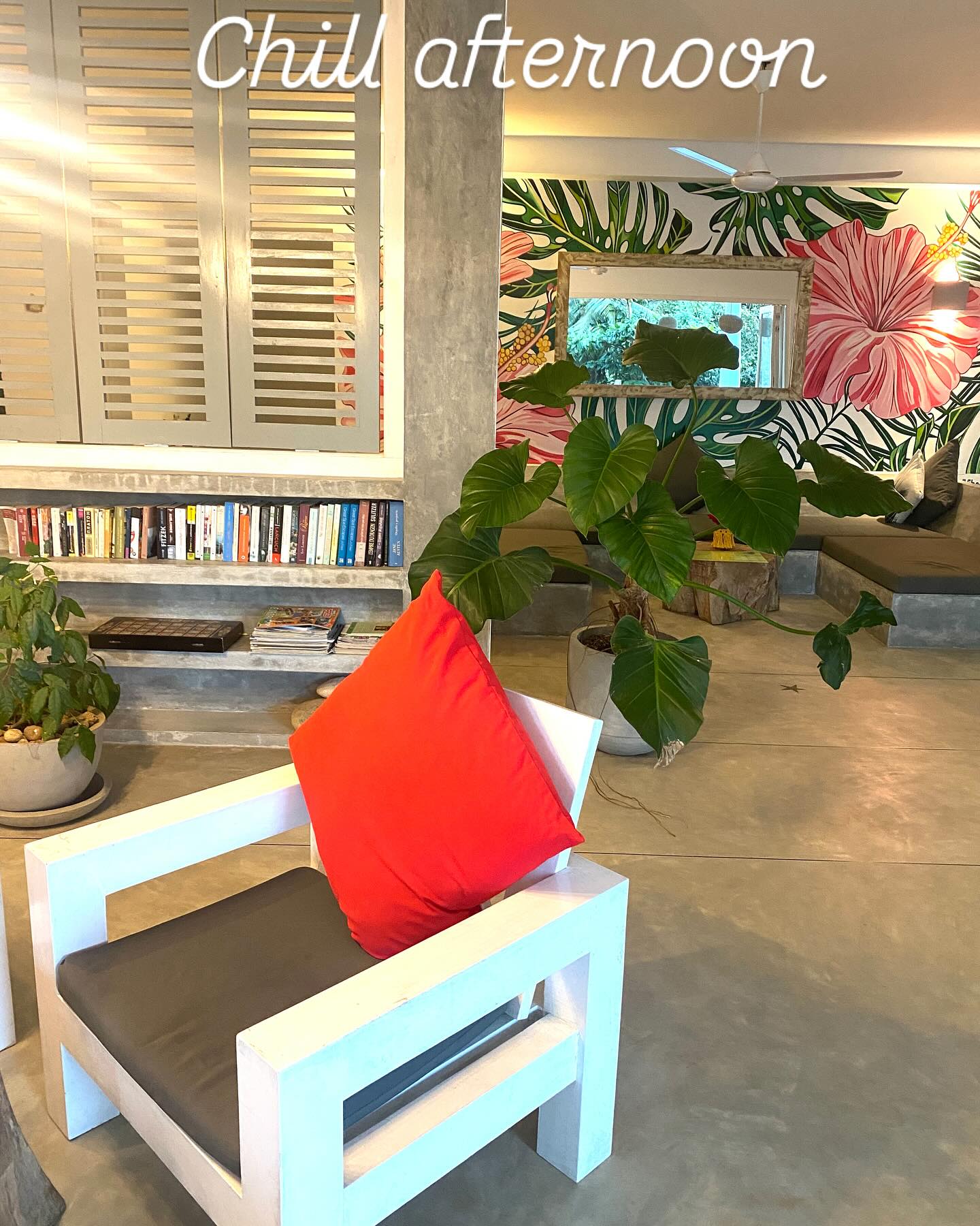 A relaxing break after an afternoon at the pool #chill #zen #relax #apero #vacances #srilanka #family #hotel #boutiquehotel