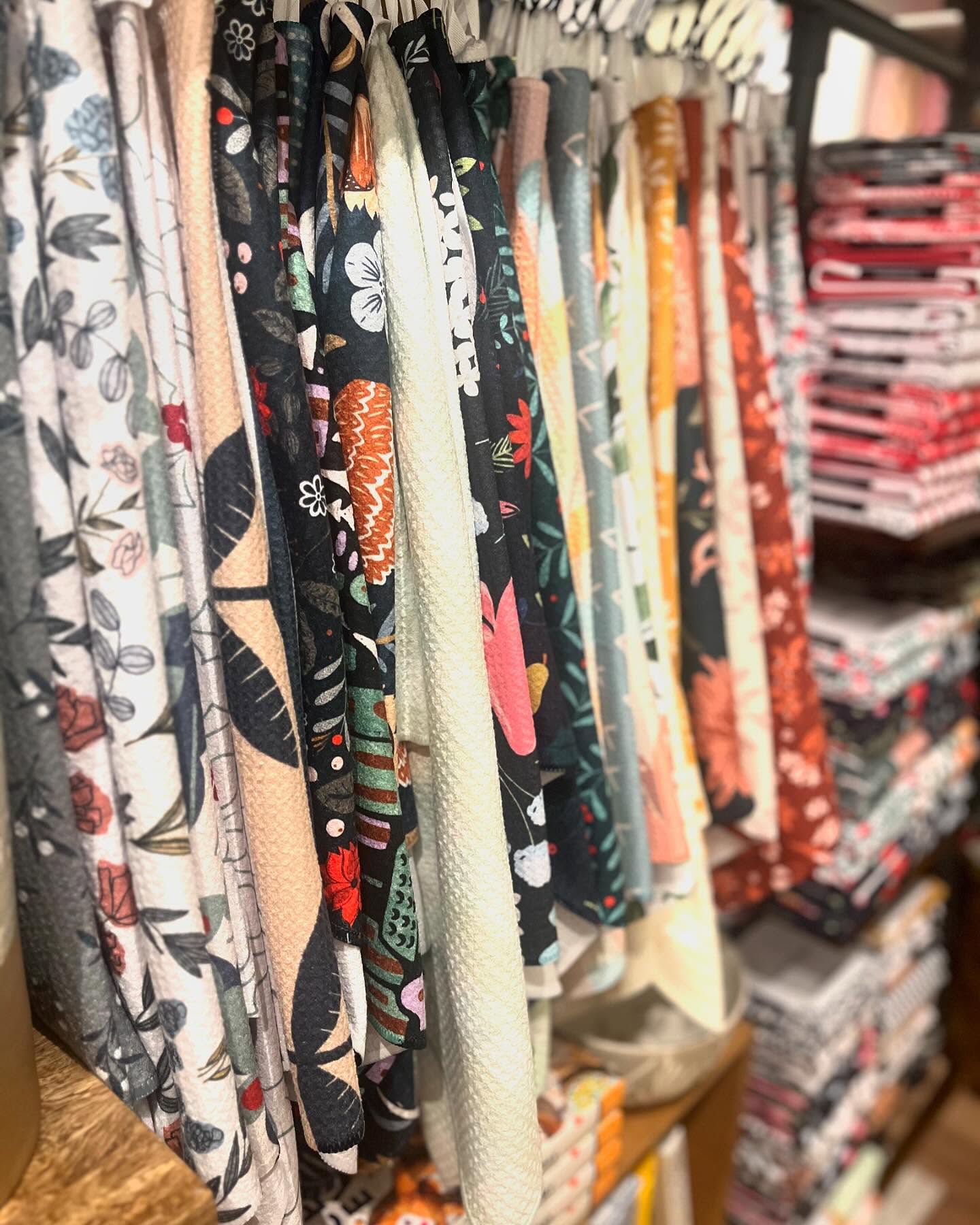 Your favorite Geometry dish towels have been restocked at The Nest! So many cute prints and so many new holiday prints too.
#geometrytowelsarethebest
#shoplocal
#shopmainstreetbelair