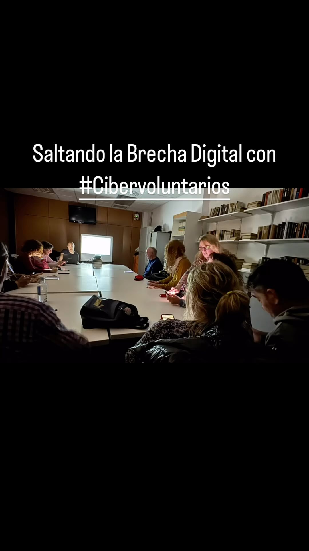 Taller de Dispositivos Móviles con Cibervoluntarios