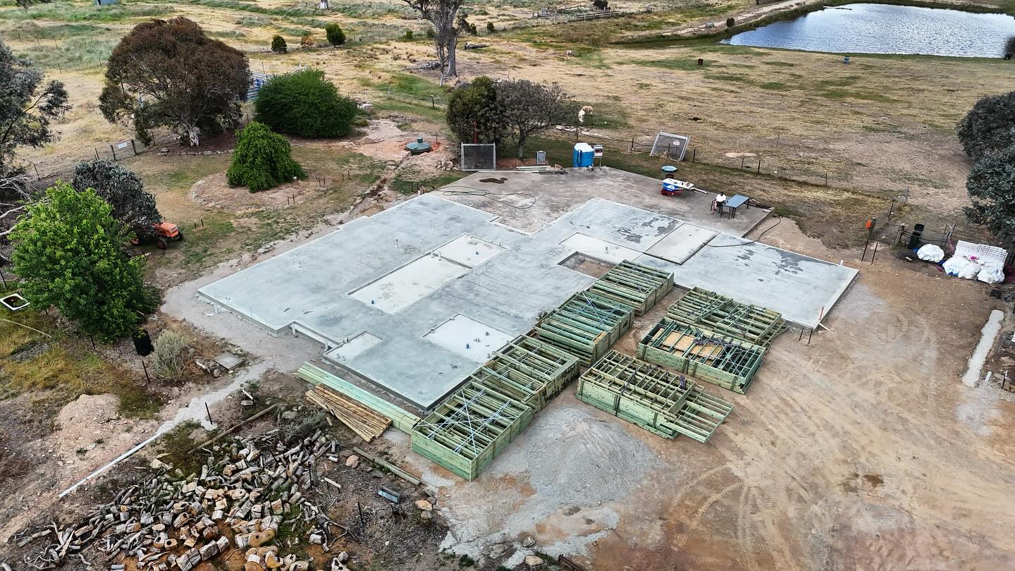 Things are moving. Watch this space. Sutton Residence 1
#architect #canberraarchitect #southcoastarchitect #minimalistarchitecture #newbuildhome