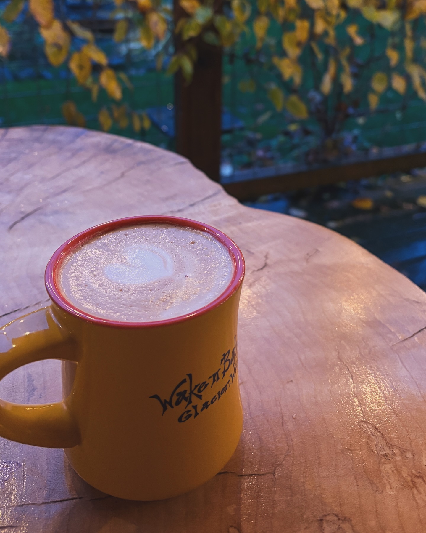 The snow is starting to stack up! That means it’s our last week of shoulder season hours!
We’ll be open 7 AM - 5 PM, everyday, starting Saturday, November 16th. Do your snow dances, put your season pass in the freezer, set your skis on fire, whatever your jam is, WINTER IS COMING! ☃️
Don’t actually set your skis on fire, but if you need a new set up @glacierskishop @boardworkstechshop @wws_boardshop @hiddenwaveboardshop are our local favorites, shop small!❄️
#wakenbakeryglacier #wakenbakery #latteart #mtbaker #glacierwa