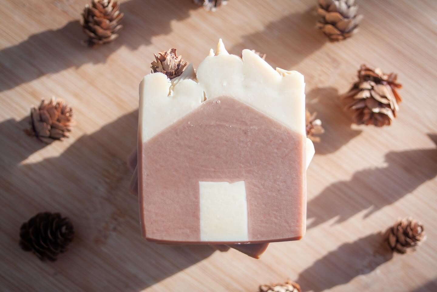 🎄 CHRISTMAS EDITION 🎄
🎄 Christmas Tree - Cedarwood & Cyprus
🏠 Festive Spice - Cinnamon & Vanilla
Our 2 gorgeous Christmas scents are available online! If you haven’t got yours yet, now’s your chance with our 10% OFF coupon ‘XMASTREAT10’ this week only. Offer ends Sun 17th Nov
www.marshvalley.co.uk
#marshvalleysoap #christmastime #christmasgifts #christmassoap #handmadesoap #handmadegifts #giftsforher #giftsforhim #giftsforfriends #giftsformum #festivespice #christmastree #madeinsheffield #madeinyorkshire #madeinengland #supportsmallbusiness #homeofsmallbusiness #smallbusinessuk #femalefounder #shopsmallshoplocal