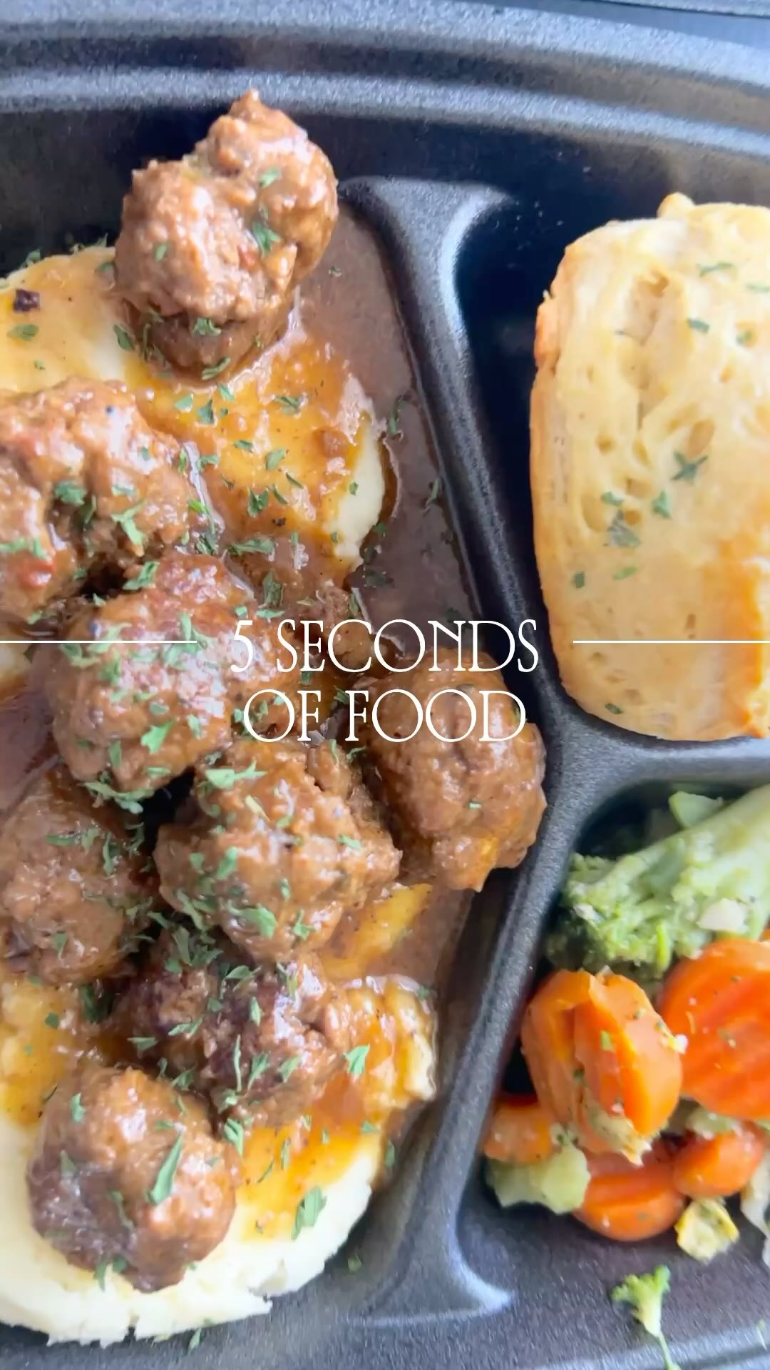 The kitchen is my happy place…
#foodie #miamicook #miamicantina