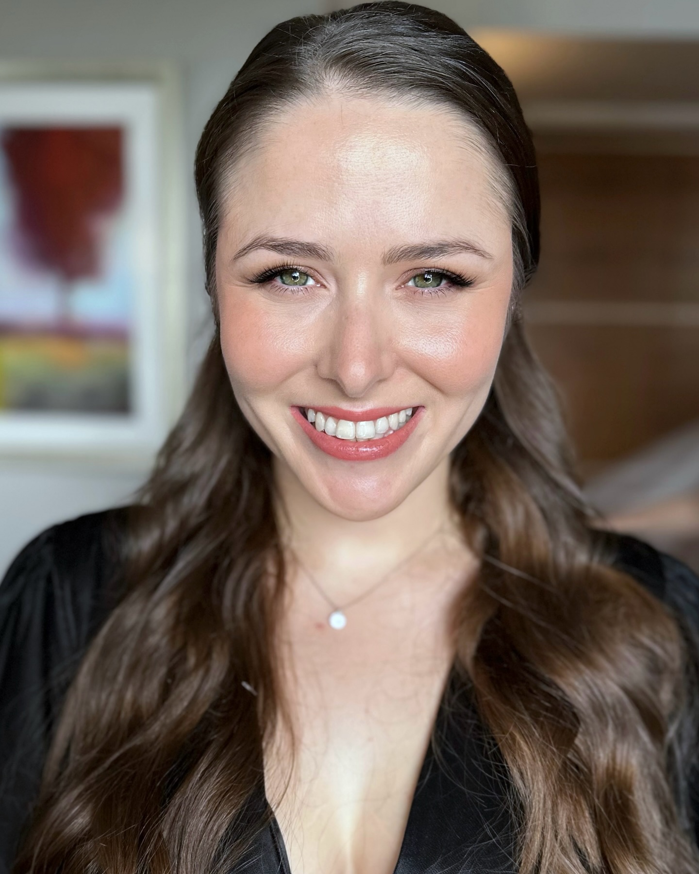 This is definitely going to be a popular look for brides and bridesmaids in 2025!
Super sheer coverage, natural brows, a flutter of barely there lashes and lustrous lips. Perfection!
#NaturalBride #WeddingDayGlow #MakeupArtist #WeddingInspiration
#sussexweddingvenue #surreyweddings #surreyweddingvenue #sussexmakeupartist #surreymakeupartist #hampshiremakeupartist #bridalmakeup #sussexweddings #surreyweddingvendors #sussexweddingsuppliers #surreyweddingvendors #bridalmakeup #naturalbridalmakeup #weddingmakeup #bridalbeauty #BridalLook #HampshireWeddings #skincareessentials #bridalglow #horshammakeupartist