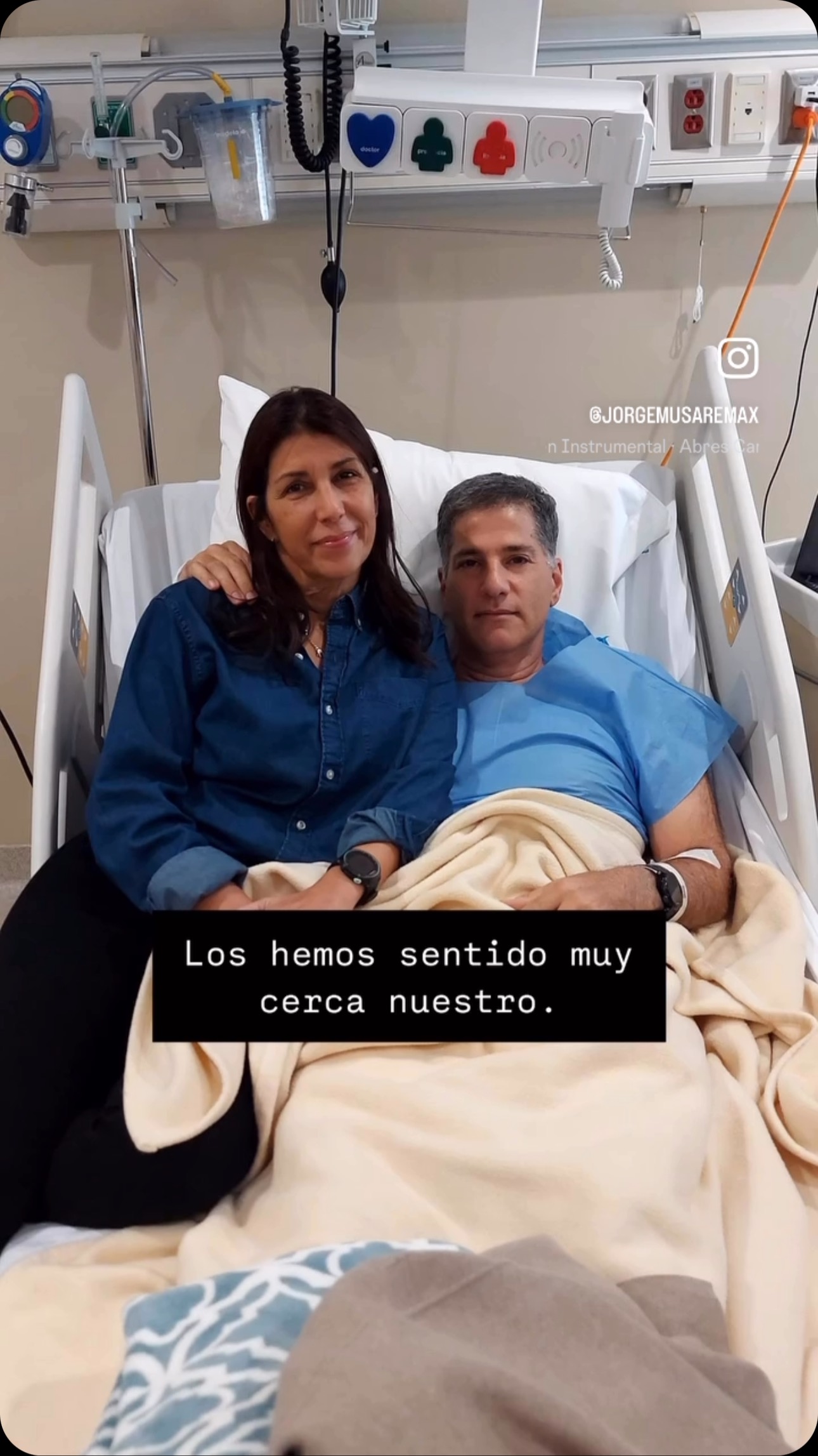 Gracias a todos por haber estado presentes en esta prueba.
Necesito tu oración.
Este proximo jueves es la Crugia ael corazón. Cuento con tu oración a Dios. La oración del justo tiene mucho poder.
Jorge & Elsita
❤️❤️🙏🏻🙏🏻✝️✝️
