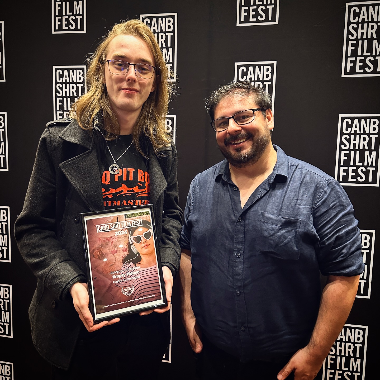 Congratulations to @taylorthomsonfilm the writer and director of AIE Film School’s ‘Empty House’ which won a Highly Commended award at the @canbshrtfilmfest The film was produced as part of his 2nd year course at @aiefilmschool and was Executive Produced by Trainer @dansanguineti.
#canberrashortfilmfestival #canbrshortfilmfest #twogravesfilm #twogravesmovie #twograves #canberralocals #canberrafilmmaker #canberrafilm #canberrafilmmakers
