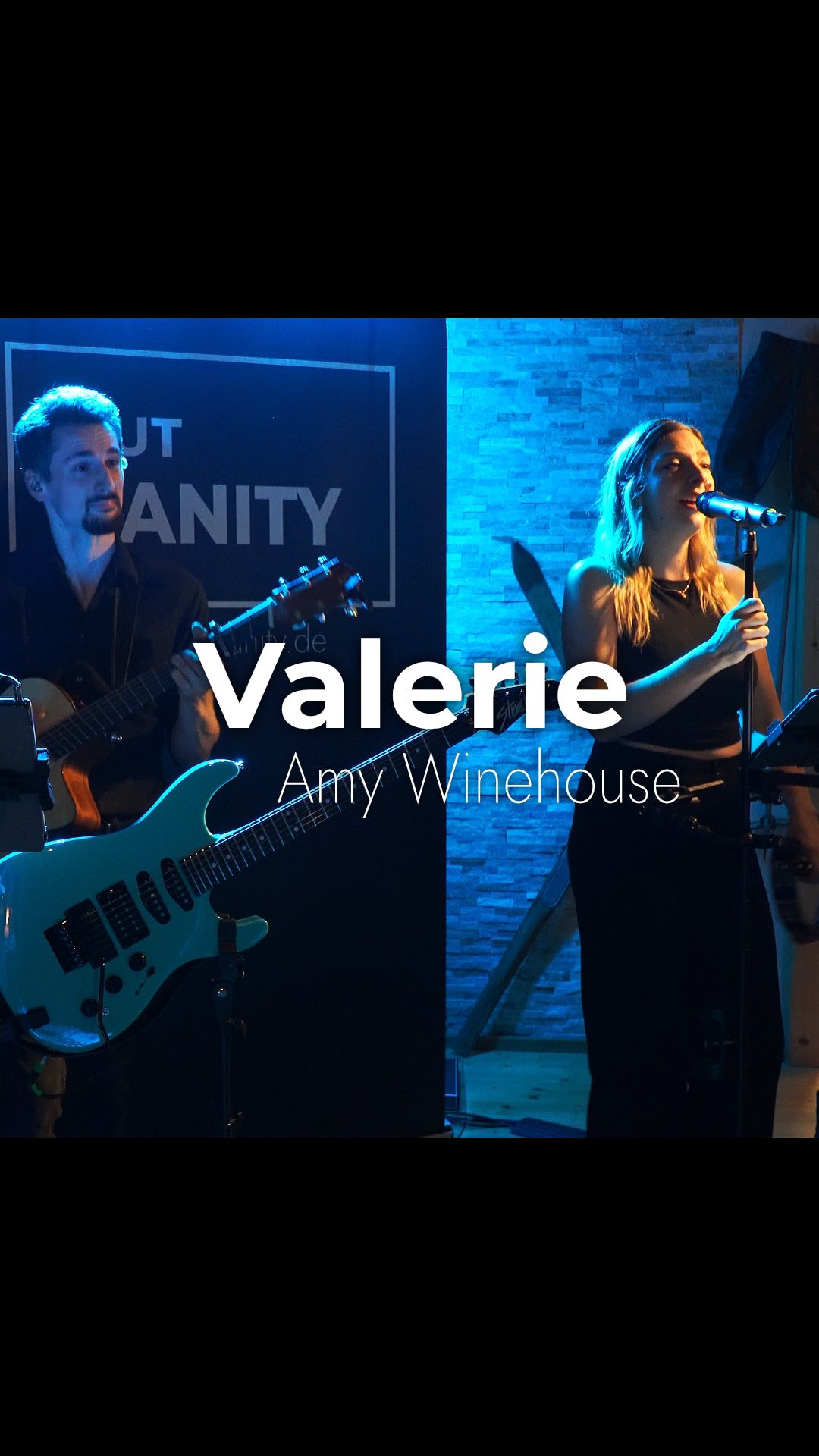 Bei Amy Winehouse kommt die Stimmung einfach immer ins rollen 🎶💃
.
.
.
#valerie #amywinehouse #jazz #neojazz #pop #music #party #partymusic #cover #acoustic #acousticcover #coversong #duo #band #wedding #weddingband #singer #guitarist #fingerstyle #livemusic #singing #fun