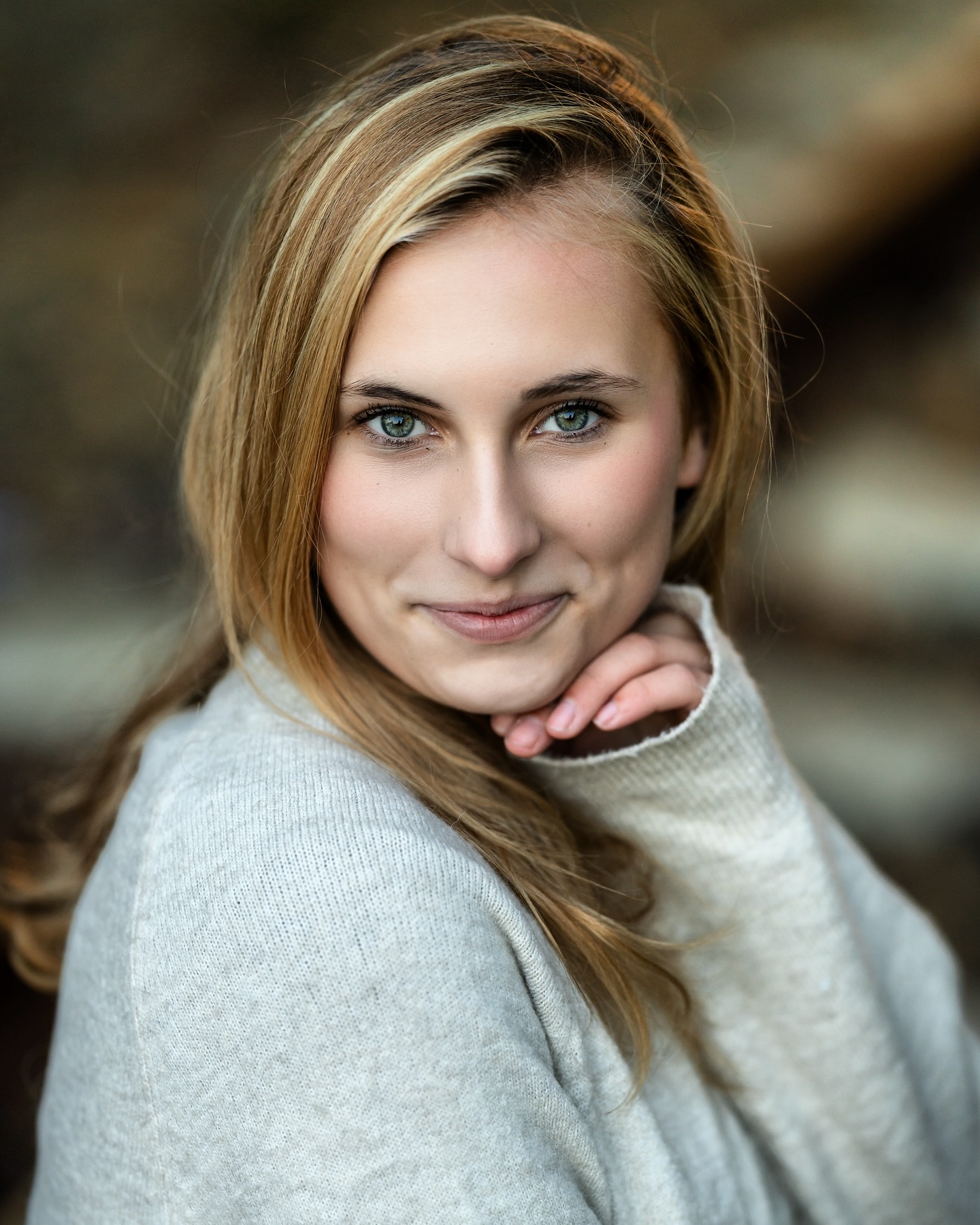 #Portraitfotografie
#Herbstshooting
#NeuruppinFotografie
#OstprignitzRuppin
#PortraitLovers
#OutdoorShooting
#AutumnVibes
#FotografNeuruppin
#FotoshootingHerbst
#MädchenPortraits
#NaturalLightPhotography
#FotografOstprignitz
#ShootingSpass
#CreativePortraits
#FotografInDeinerNähe
#PortraitPhotographer
#AutumnPortraits
#StyledShoot
#HerbstlicheAtmosphäre
#FotoshootingIdeen
#MädchenImHerbst
#OutdoorPortraits
#FotografieInNeuruppin
#PortraitInspiration
#HerbstFotografie
#FotografLandkreisOstprignitz
#NaturPortraits
#SchönheitImHerbst
#FotosFürInstagram