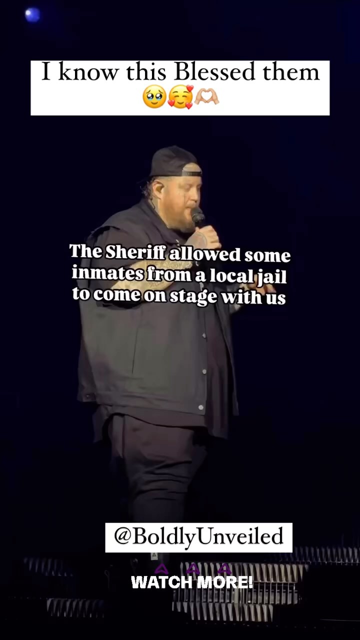 I love it when God has moved in the life of others and they become good in the life others. I know these men felt blessed in this moment, and I pray that God continue to do amazing things in their lives. 💜💜 Everyone deserves a second chance, and this experience will be with them forever. ❤️ #jellyroll #inmates #concert #secondchance #Godisincontrol