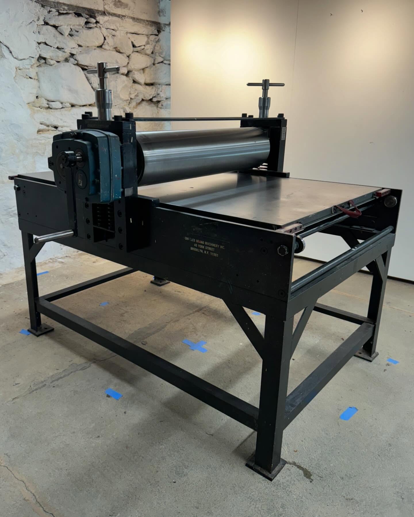 A fun day with @suitcasepress moving and installing this 36x30” Charles Brand etching press from Brooklyn to Sharon, CT for @janisstemmermann. #starkpressco #suitcasepress #printnj #artist #printmaking #printing #print #printer #etchingpress #printingpress #charlesbrandpress #pressmechanics #preservationthroughproduction #intaglio #reliefprint #monotype #woodblockprint