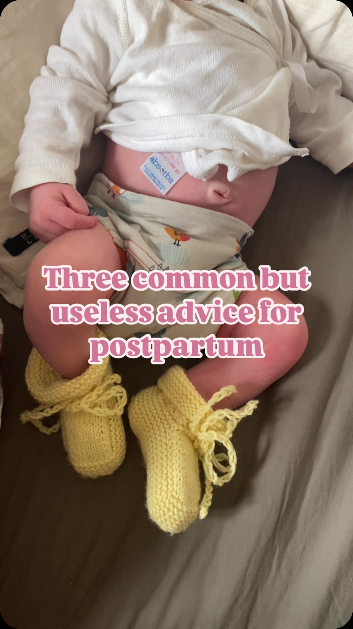 Three common but useless advice for postpartum:
1. Ask friends and family for help
This advice ignores the fact that western society is completely void of culturally rooted postpartum care rituals and that resting for an extended period and receiving nurturing care after birth is a norm breaking and in some contexts even provocative practice. For this reason, being able to expect of relatives to put the mother’s needs at the center, respect and protect the mother-baby-dyad and offer help in a nurturing way that requires little management from the postpartum family, is a huge privilege.
2. Get used to the mess
While I get the point of this common advice, I think that keeping the postpartum nest clean and declutterred is a priority, because this helps keep mama’s mind decluttered too. Clutter spikes cortisol, and that interferes with rest, recovery and bonding with baby. If the mother is usually the one who takes main responsibility for domestic chores, she might not be able to just “relax and let it go” if she feels like her home is deteriorating. Managing clutter creates mental load: noticing, remembering, delegating, reminding.
3. Hire a cleaner
I’ve heard this advice from postpartum doulas who don’t want to do domestic chores. Families who already have a cleaner that they trust will benefit greatly from this service during postpartum, and for some others, hiring a cleaner specifically for the postpartum period might be a realistic option. I definitely considered this for my own family when I was planning for my second postpartum, but I soon realized that I wouldn’t be comfortable inviting just anyone I don’t know into my personal space right after birth. To know that whoever is doing my dishes, is also someone who will make me a warming electrolyte drink and ask me how my night was, provides another level of comfort.
What’s the most useless, or most helpful, postpartum advice you’ve received?
