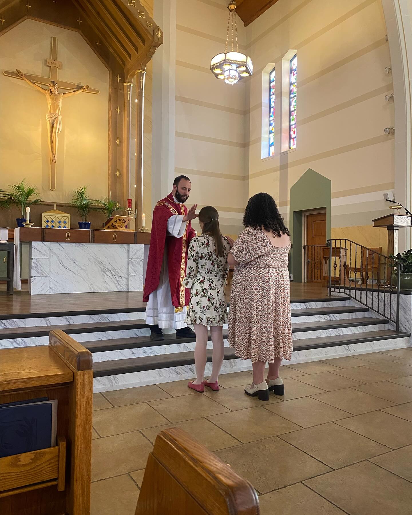 Laura the received the sacrament of confirmation this afternoon at Father Sean’s parish, SS. Philip and James! St. Cecilia, pray for us!