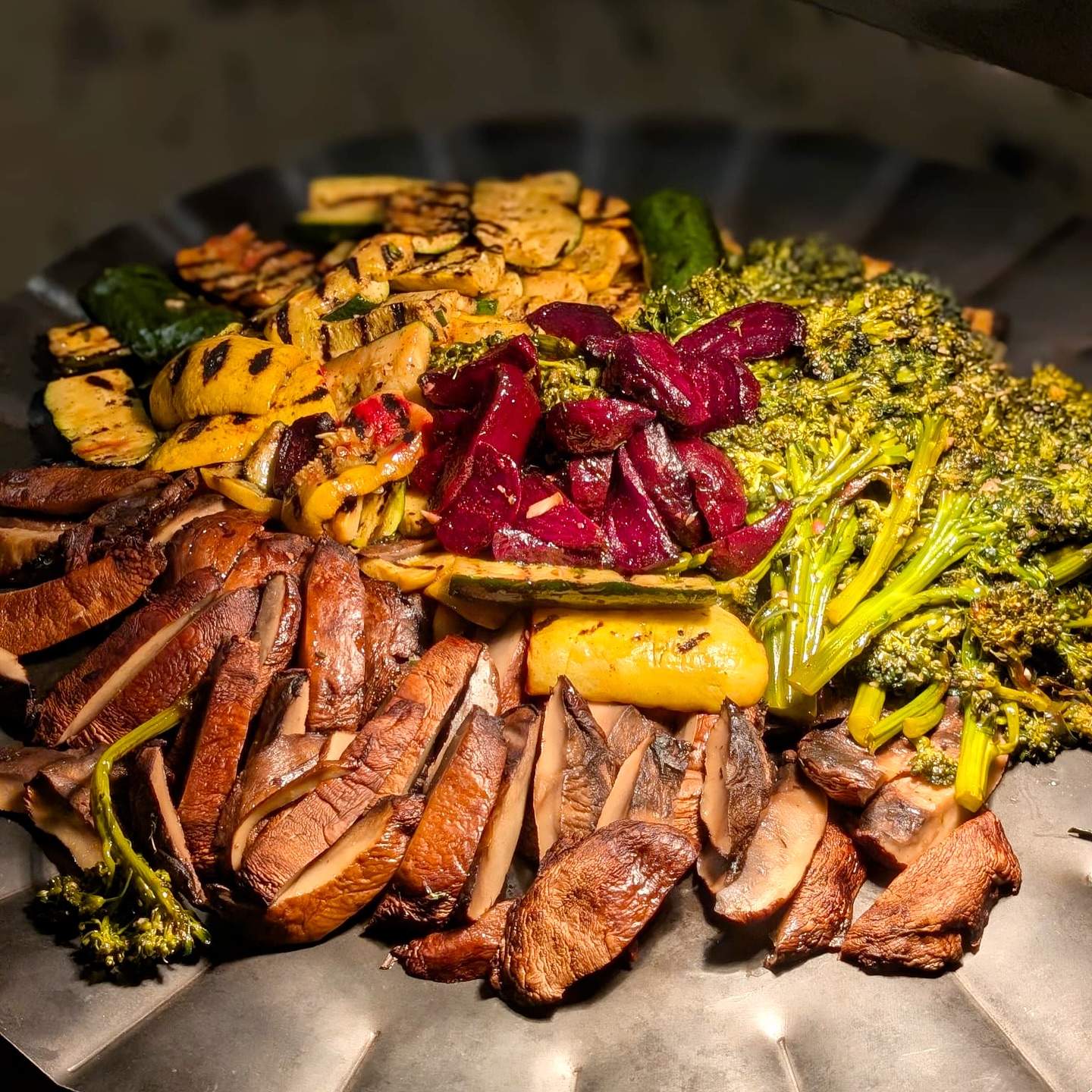 One night down, two to go! ๐ Hereโs a sneak peek at last nightโs dinner as we launched this 3-day corporate event in style ๐ฅ