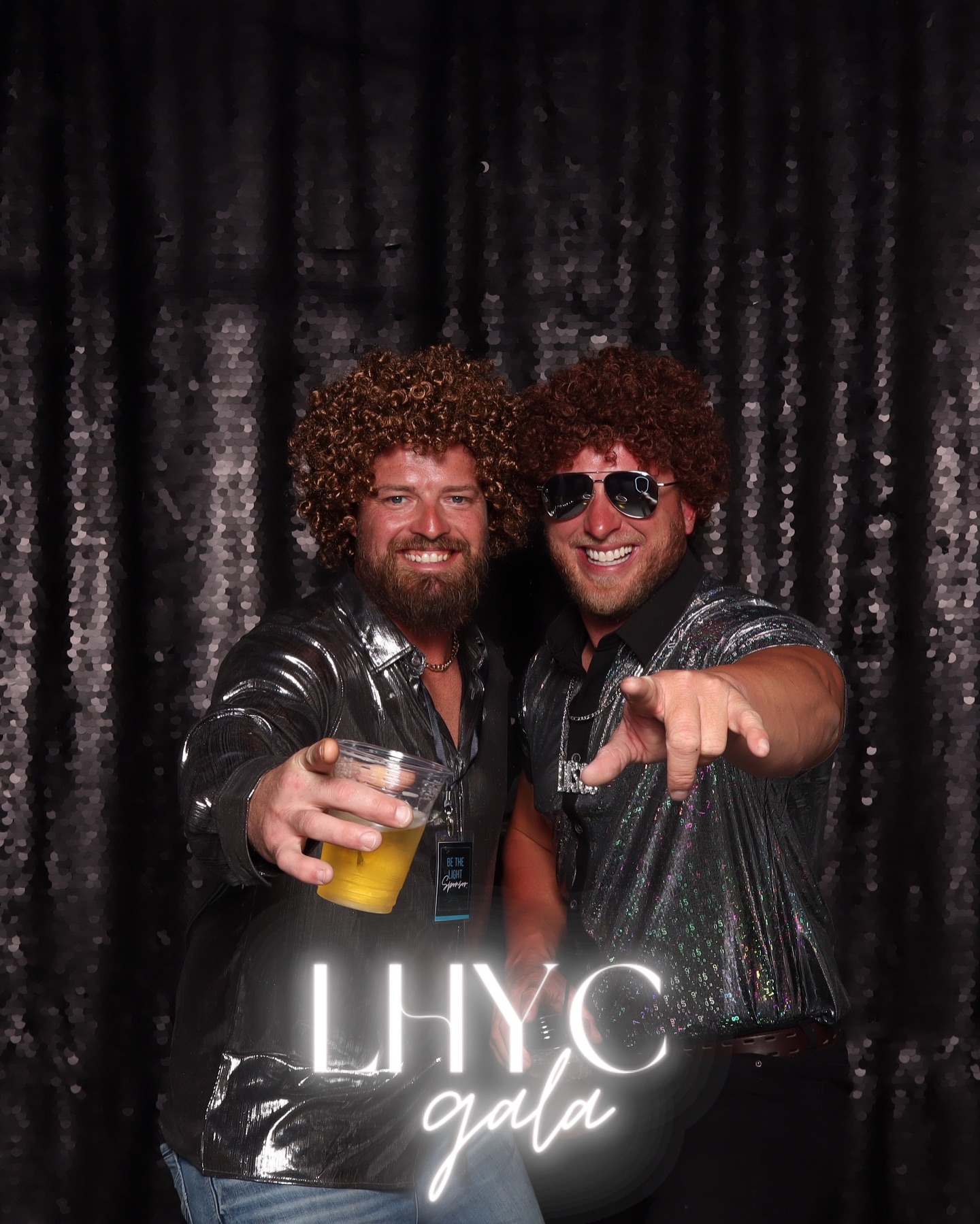 Let’s groove our way to the Photo Booth! 🤩