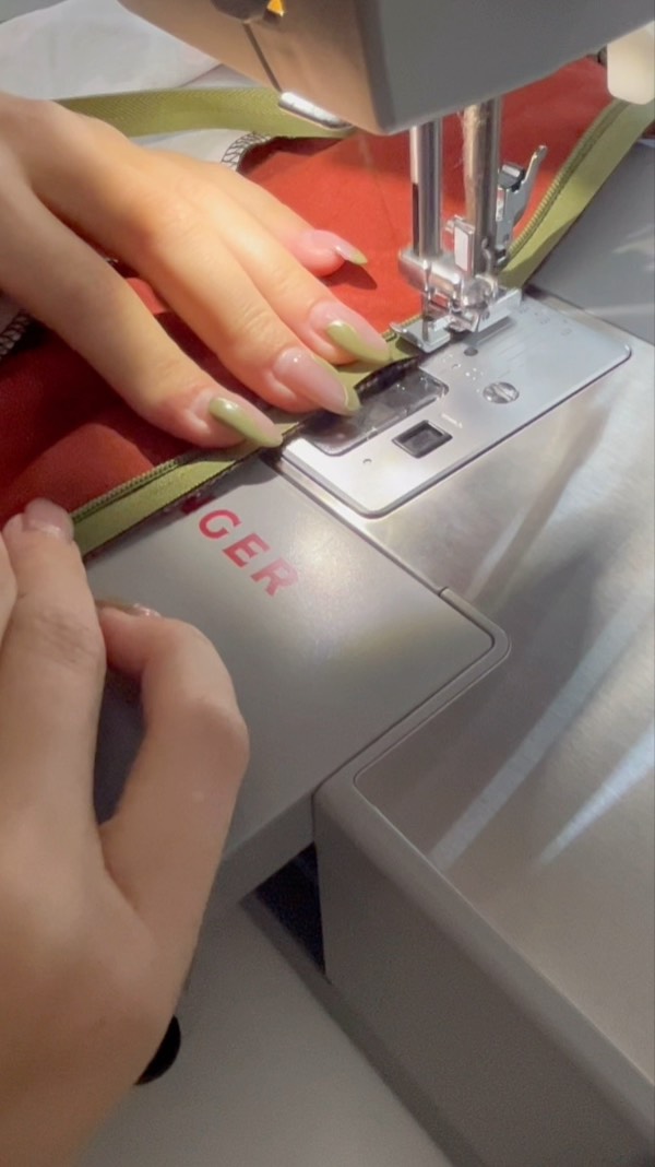Sewing process of my Forest Green Autumn Cushion. Available to buy on my website, link in my bio. #handmade #handdrawn #textiles #cushions #interior #interiordecor #smallbusiness