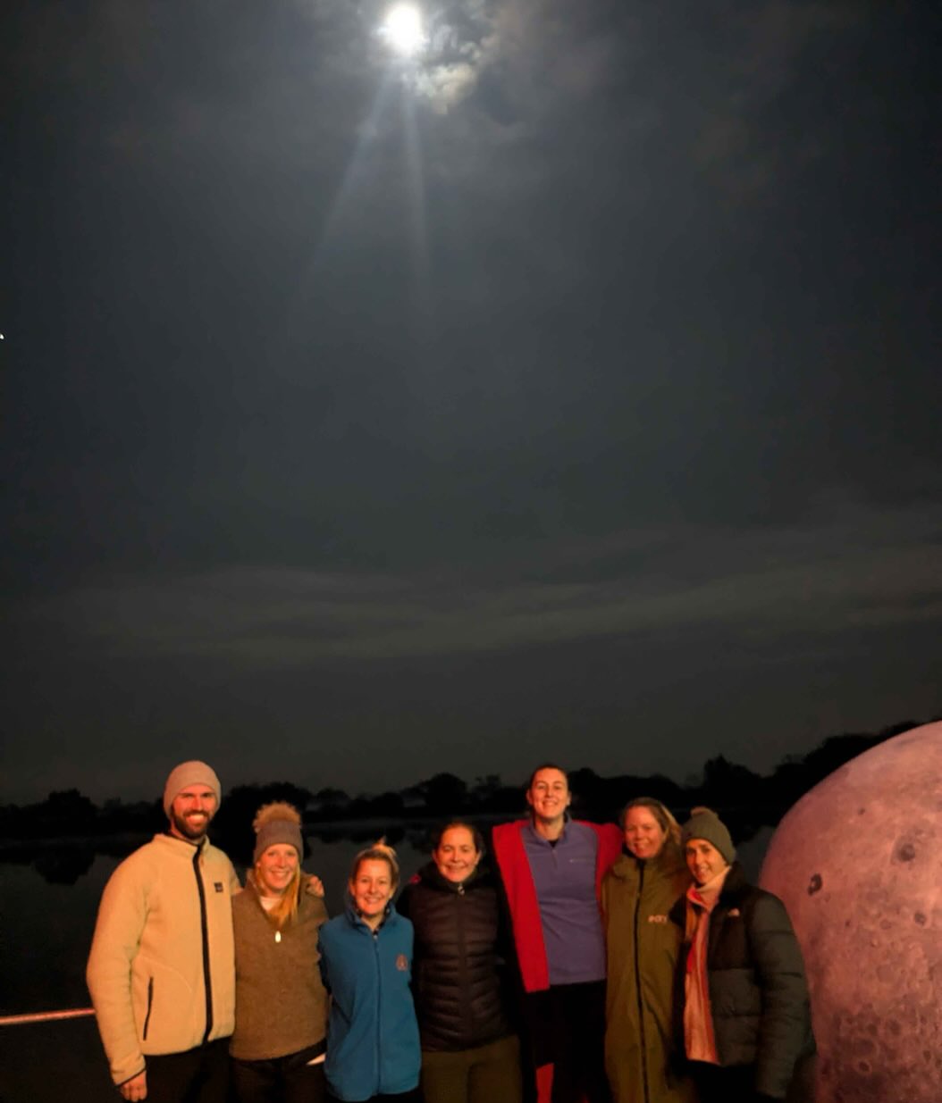 Chilly night swims under the moon & stars, followed by cream topped hot chocolates & chatterboxing. What a way to end the week! 🌙✨💙 #WinningTogether