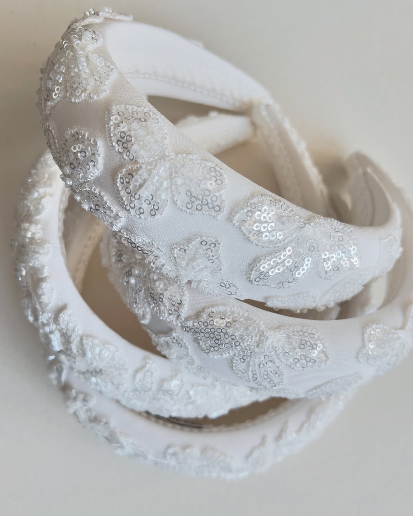 Telling a story of timeless grace… #accessoriesbynea #timelessbride #blackfriday