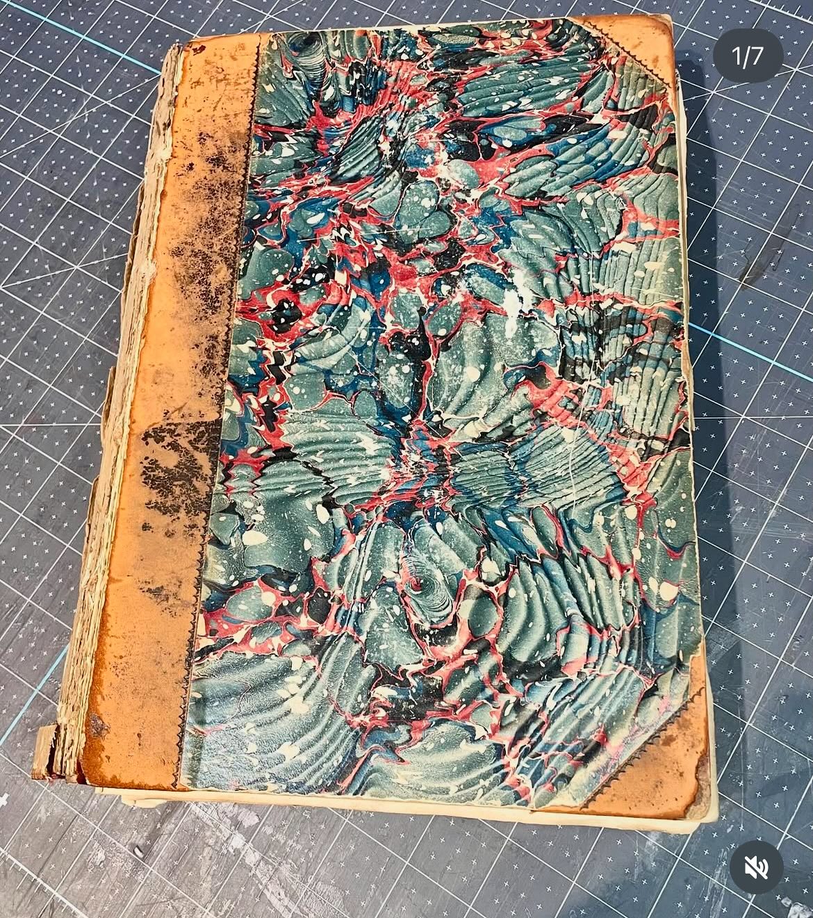 Whew! The Holinshed Chronicle is finished! An absolute labor of love, I’m pretty proud of how it turned out. I can’t wait to bring it back to @shakespearetavernplayhouse for its new life!