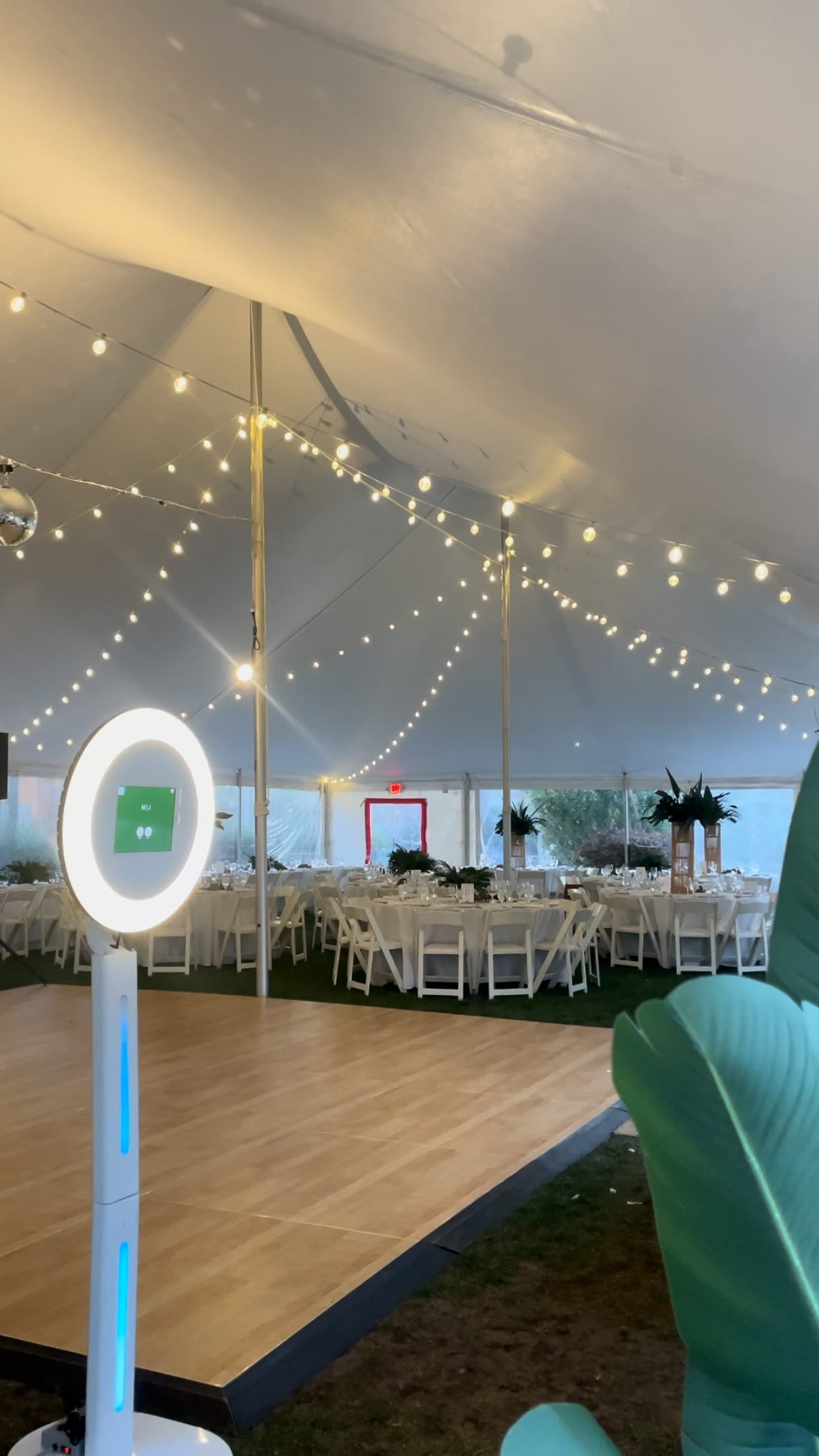 Congrats Matt & Jen! 🪩🥂🤍✨
What a FUN night in the Photo Booth, thanks for having us! 📸🕺🏼💃🏼
@egeesmallz @overtimematt