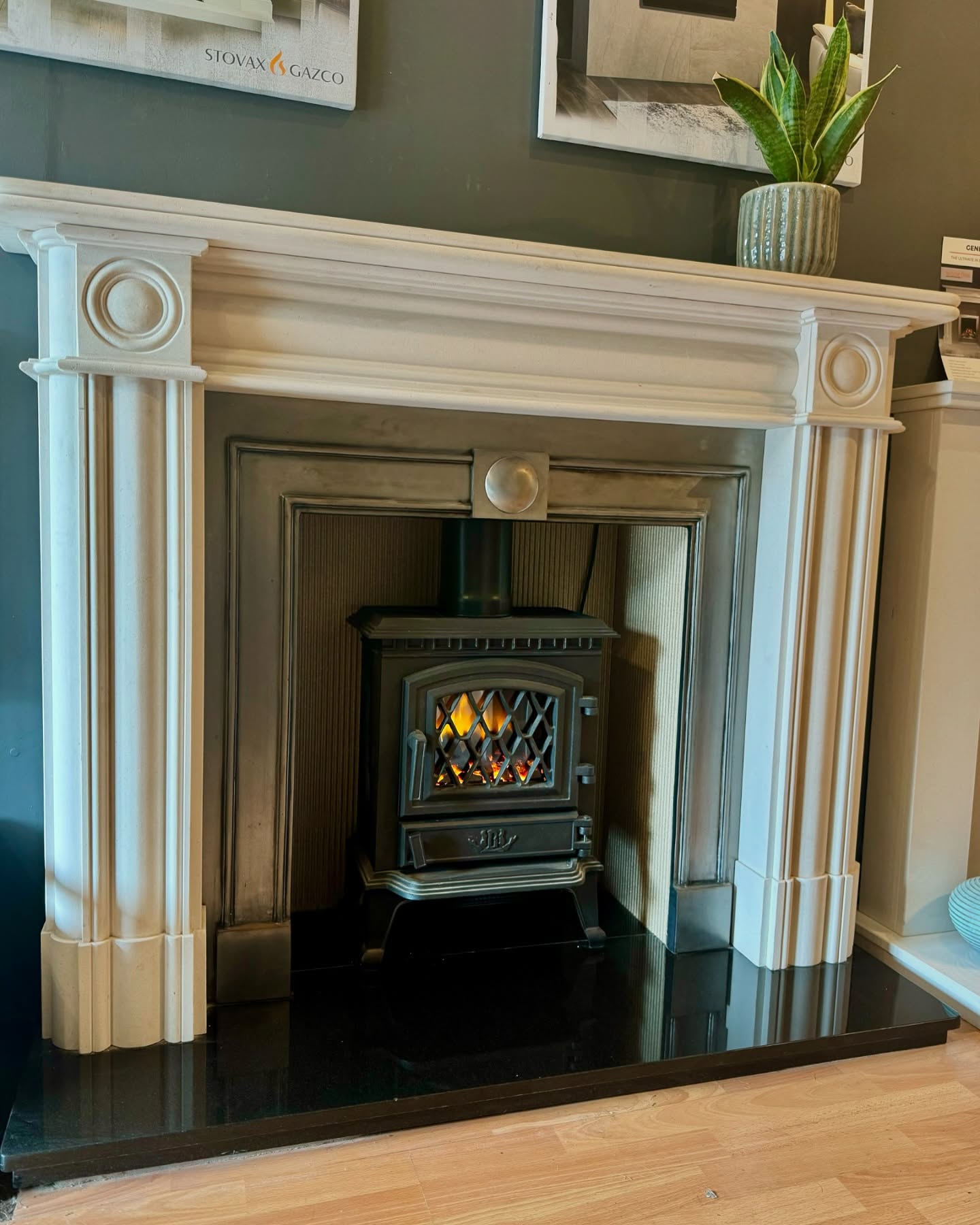 Ex-display SALE with £2,616 WORTH OF SAVINGS! 🏷️
- 56” Hogarth Mantel in Aegean Limestone NOW £612 (RRP £1,224)
- Burlington Polished Insert NOW £750 (RRP £1,020)
- Serrano Electric Stove (NOT PICTURED) NOW £399 (RRP £956)
OR buy the whole fireplace set-up including hearth and chamber for just £1,960! 💷
All products sold as seen, everything available to view at our showroom prior to purchase. Installation or delivery service also available for an additional charge.