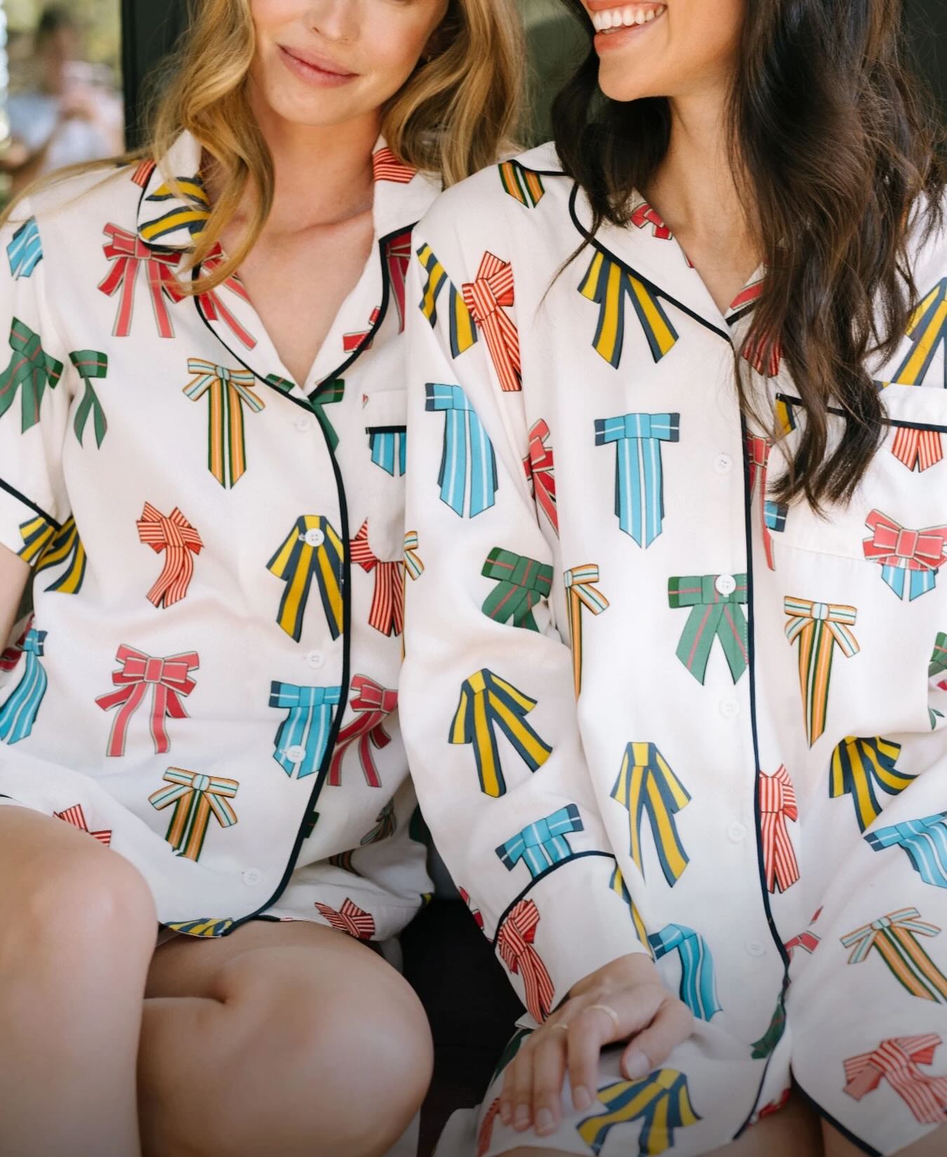 KK bow print now available online! 🎀
this was a fun one to create #printdesign #bows #holiday #limitededition