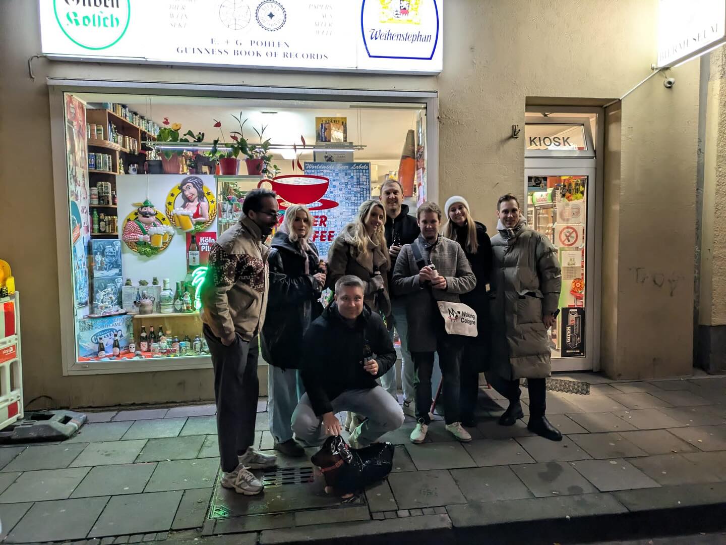 Im Belgischen waren wir natürlich auch unterwegs!
#köln #kiosk #kioskbier #büdchen #cornern #kölnerparty #liebedeinestadt #stadtführung #stadtführunginköln #stadtführungköln #cgn #nrw #cologne #cityguide #cityguidecologne #kölsch #bier #büdchentour #kiosktour #belgischesviertel #brüsselerplatz #cologne #koeln #veedel #kolle #köllefornia #veedelsliebe #ehrenstrasse #liebedeinestadt #visitgermany #love