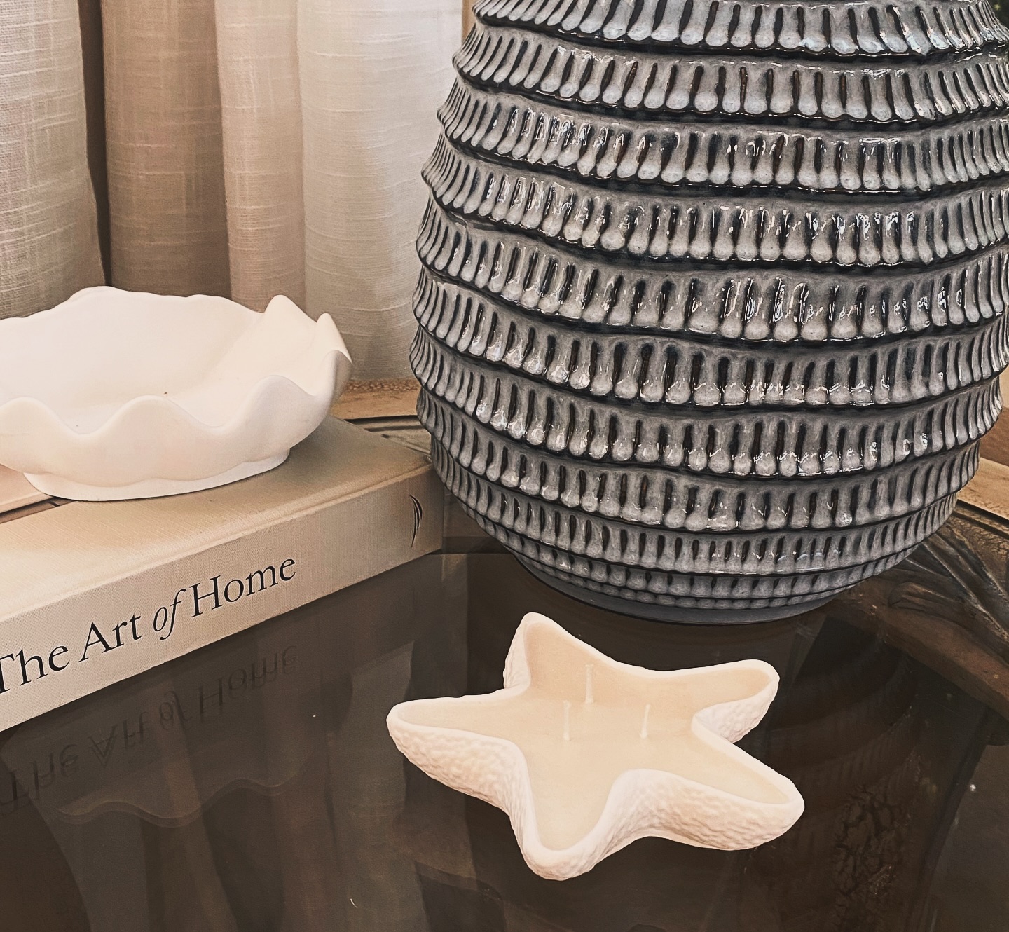 Bring the serenity of the seaside into your home with this beautifully crafted Starfish Ceramic Candle. Featuring a delicate starfish design, this candle is perfect for coastal-inspired decor.
Infused with a soothing blend of ocean breeze notes, the candle offers a relaxing ambiance. Once the wax burns out, the ceramic holder can be repurposed as a decorative dish or trinket bowl, adding a sustainable touch to its charm.