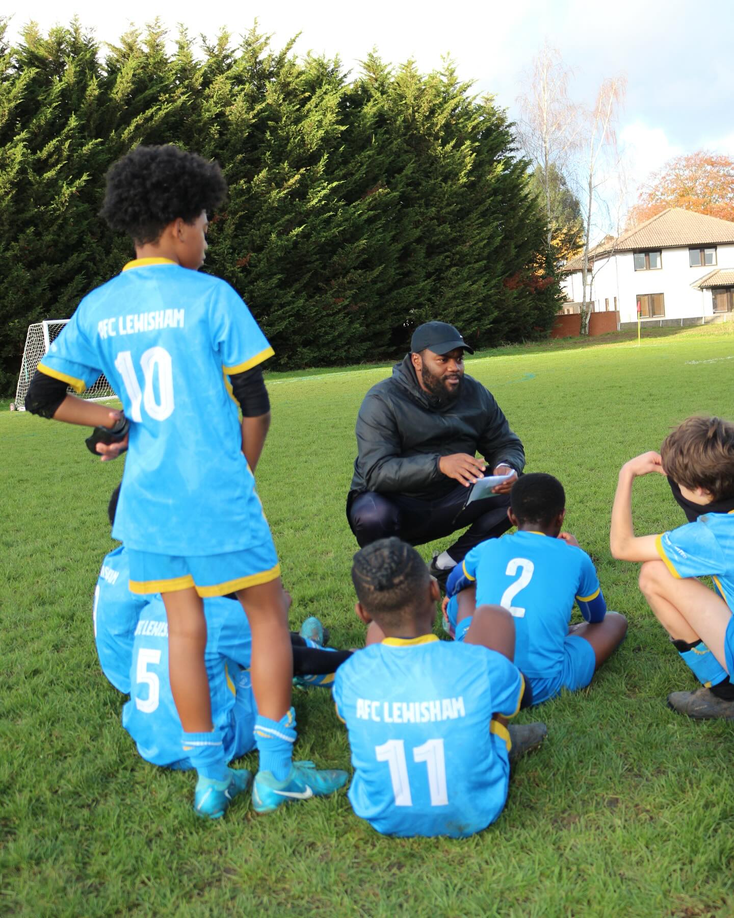 Game day vibes #TheLewiWay