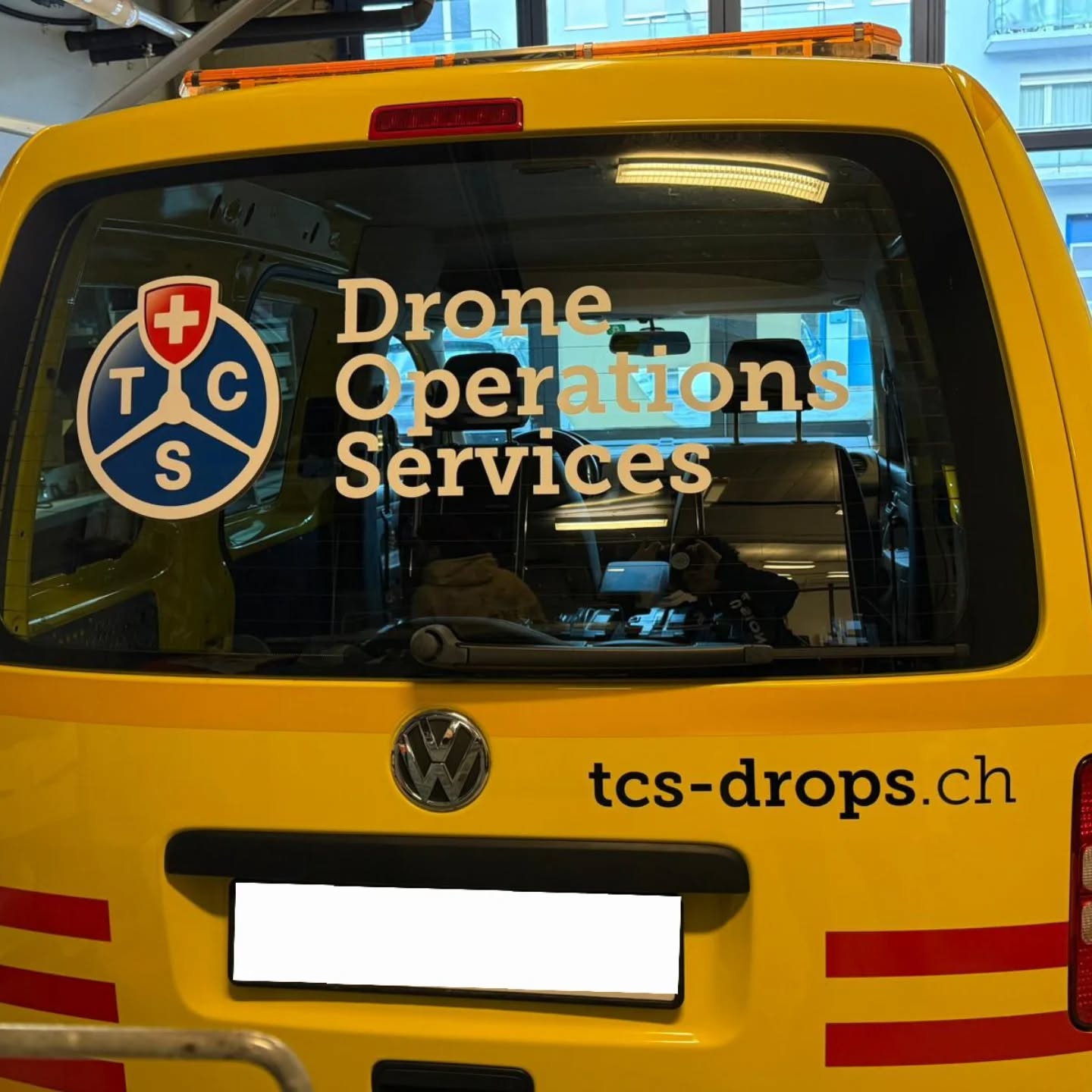 Décoration pour le @touringclub.suisse ! https://www.tcs-drops.ch
Retrouvez toutes nos prestations sur www.gvisuel.ch