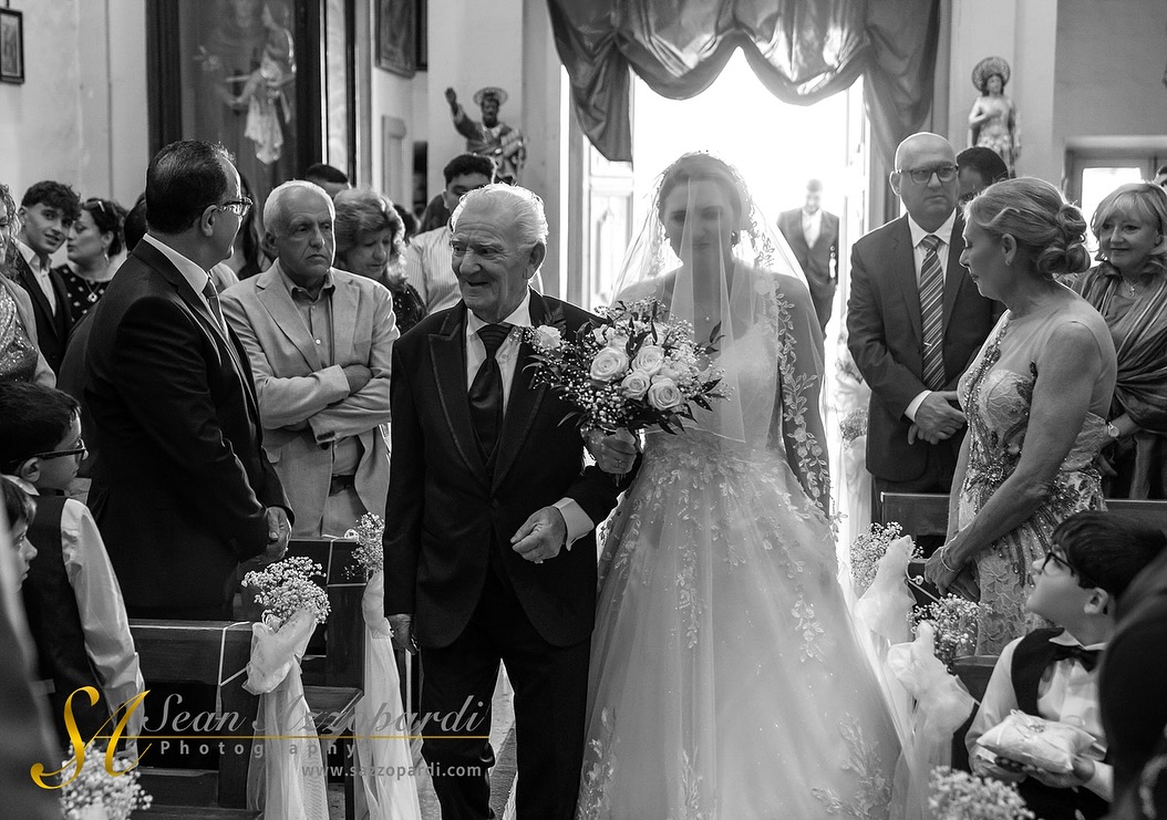 Wedding photos of @gail.arapa & @clivearapa
#wedding #malta #weddingphotography #weddingphotographermalta #bride #groom #weddingday #photography #photographer
