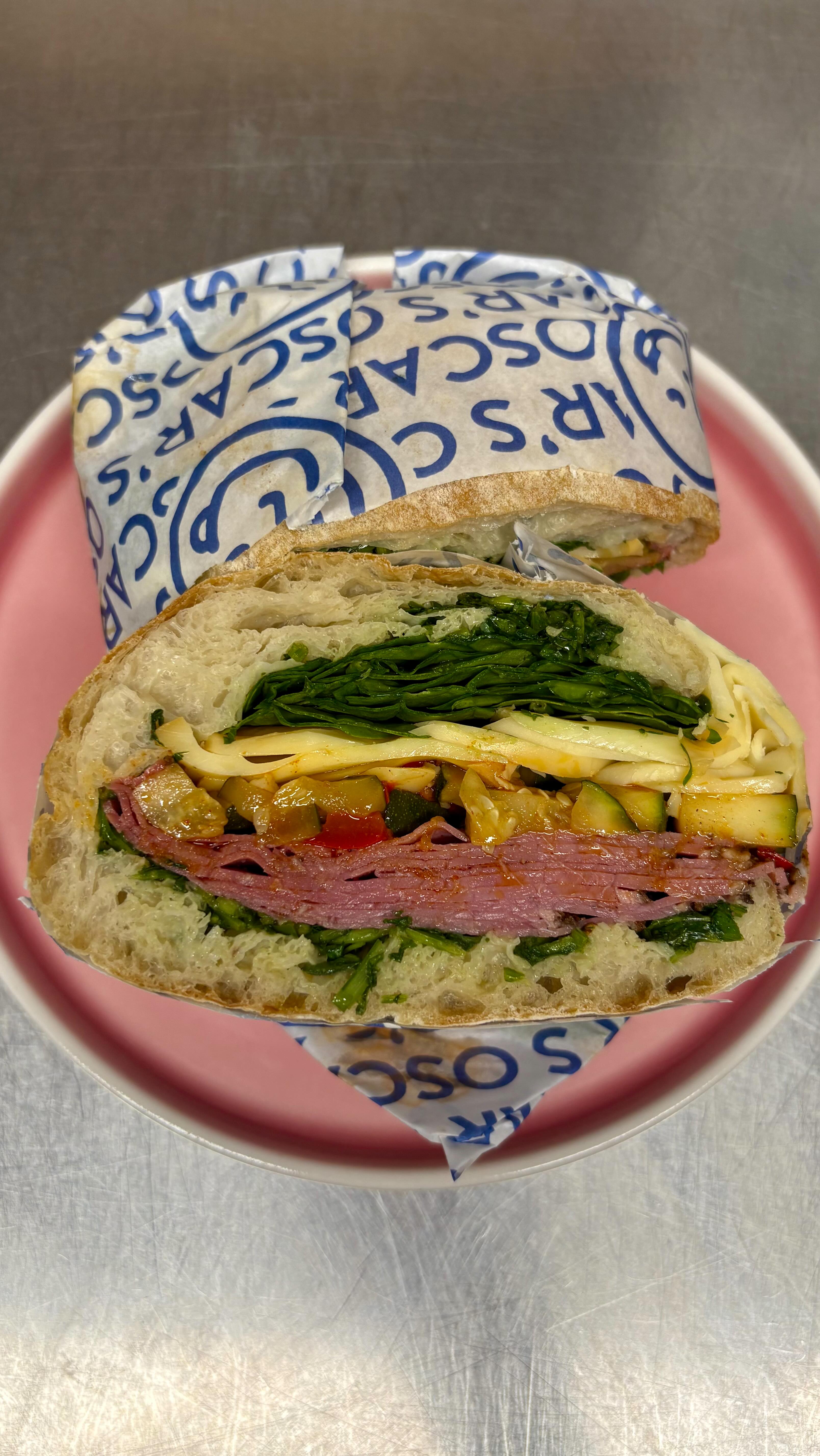 Pastrami & Chimichurri 🥪 pastrami, chimichurri, smoked mozzarella, spinach, roosted courgettte & pepper, all on ciabatta!
For veggies, the pastrami is replaced with mushroom & walnut patties 🍄🟫 Get into it 😎