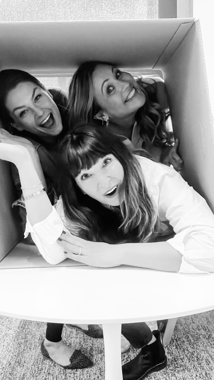 You know our marketing team is always thinking outside (… inside … and all around …) the box 😉🎨
All jokes aside, the whole crew gathered at the @dreyfussblackford office in Berkeley for our biannual meeting 🤓 thanks for hosting us @dreyfussblackford